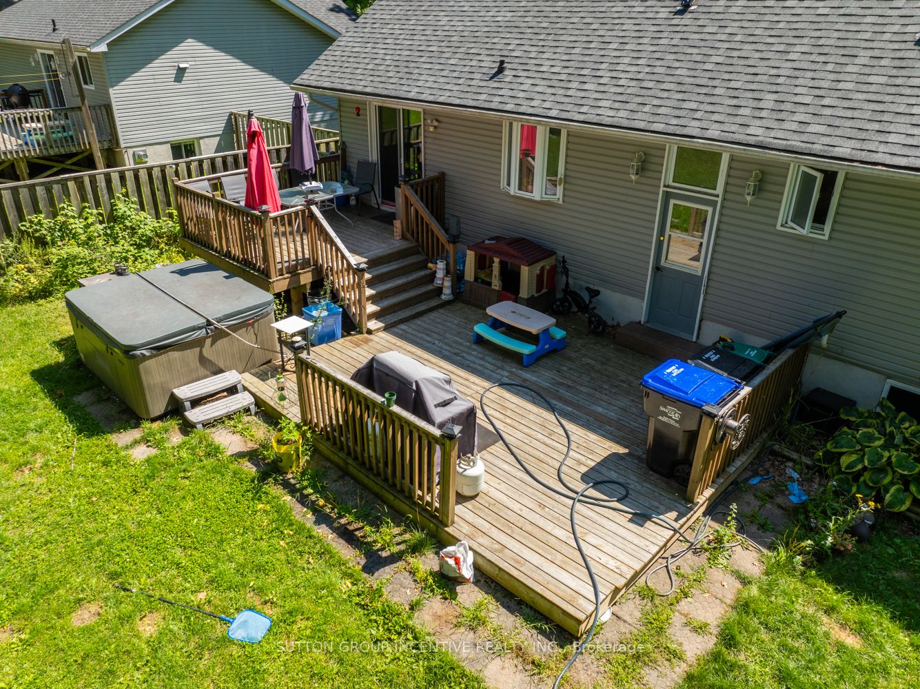 37 St. Laurent Boulevard Property Photo 5