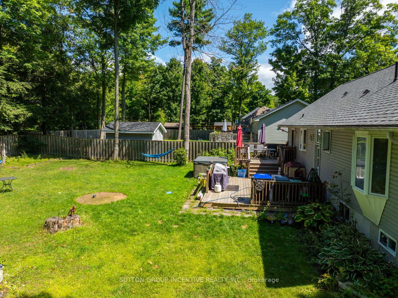 37 St. Laurent Boulevard Property Photo 6