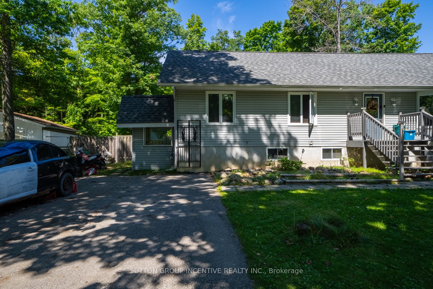 37 St. Laurent Boulevard Property Photo 23