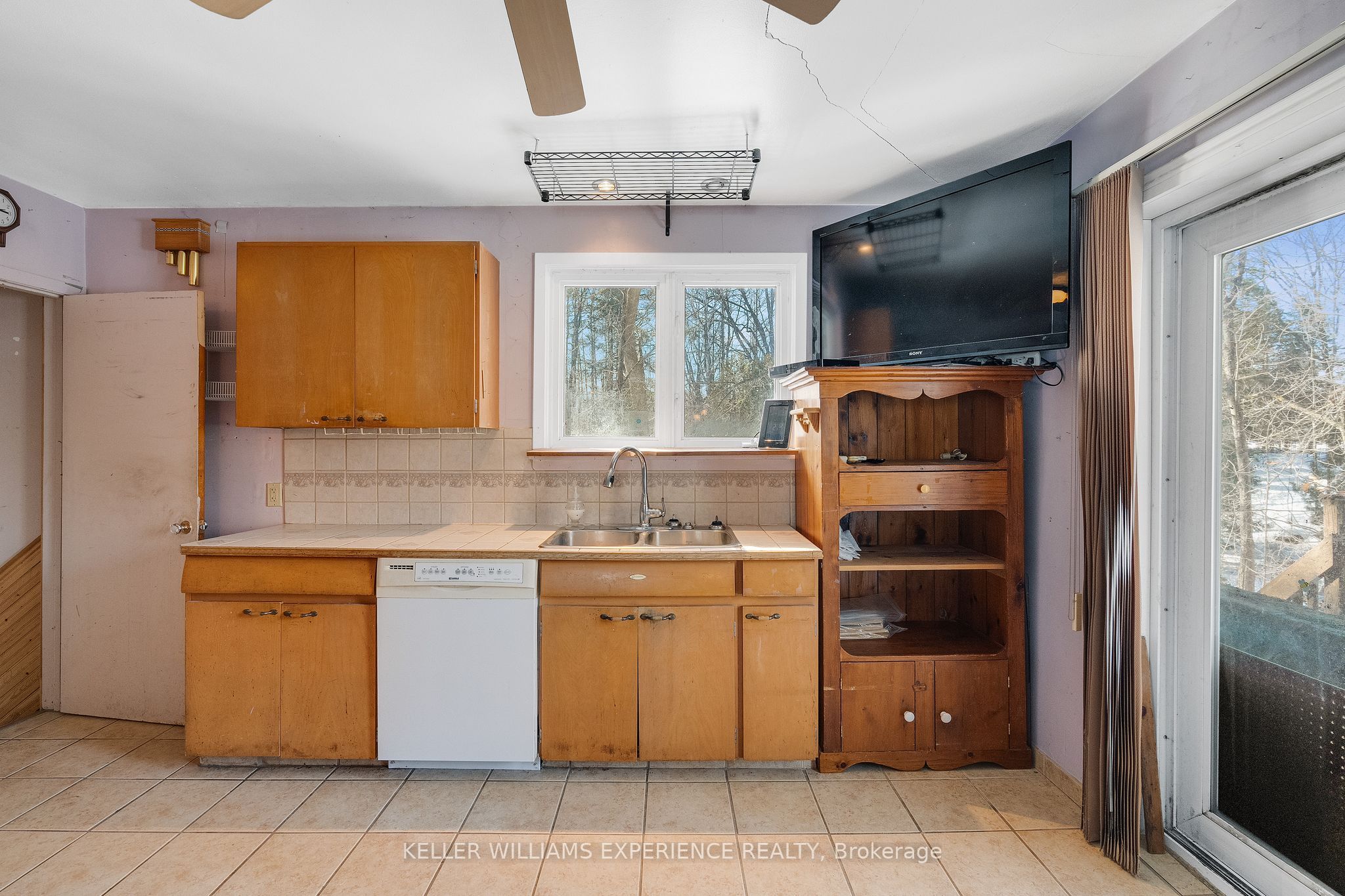 1010 Division Road Property Photo 14