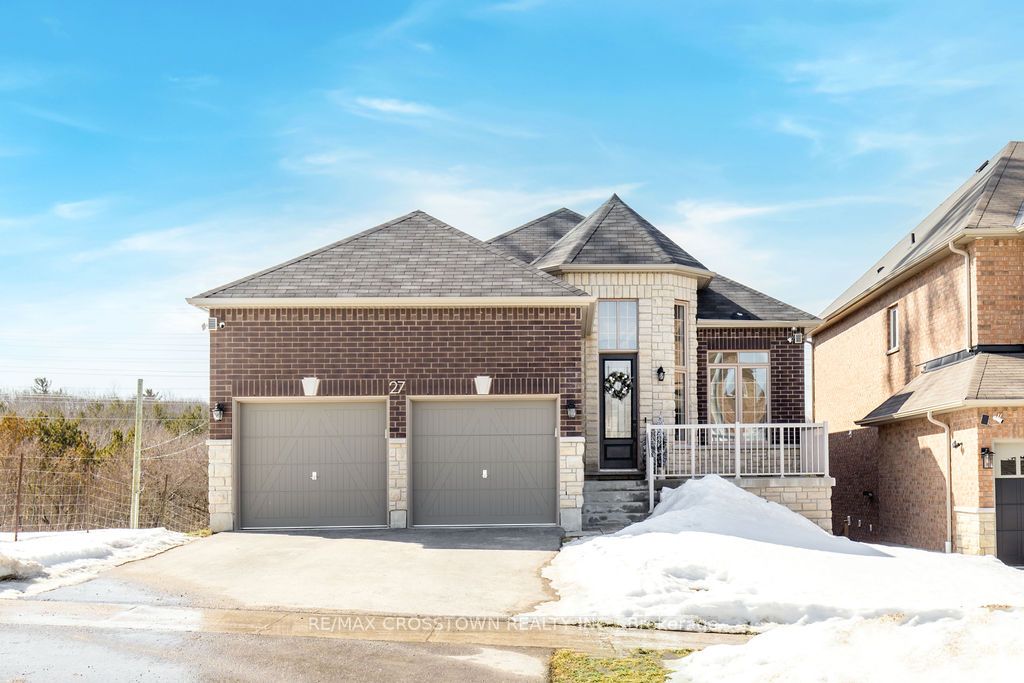 27 Muirfield Dr Property Photo 1