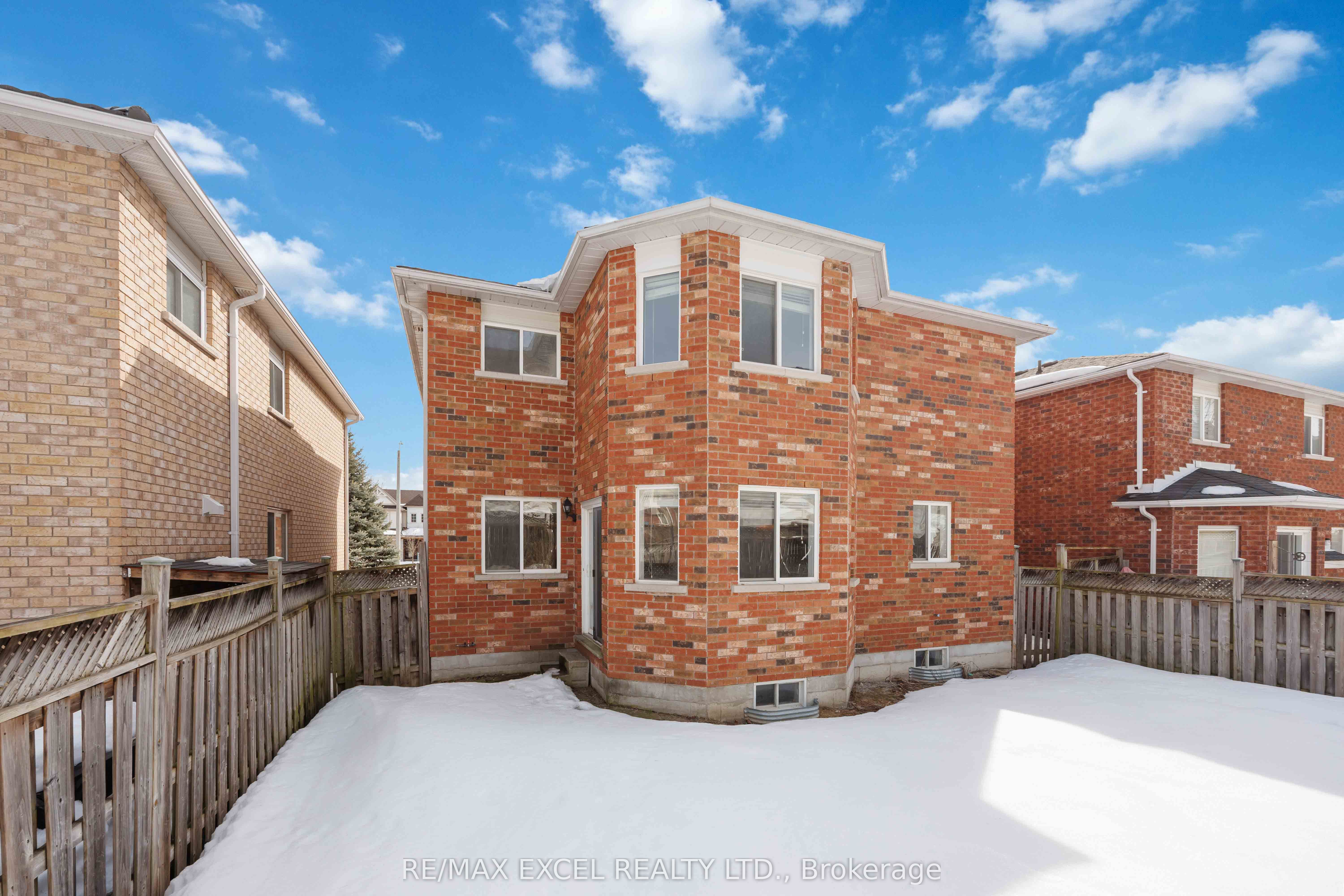 20 Bird Street Property Photo 33
