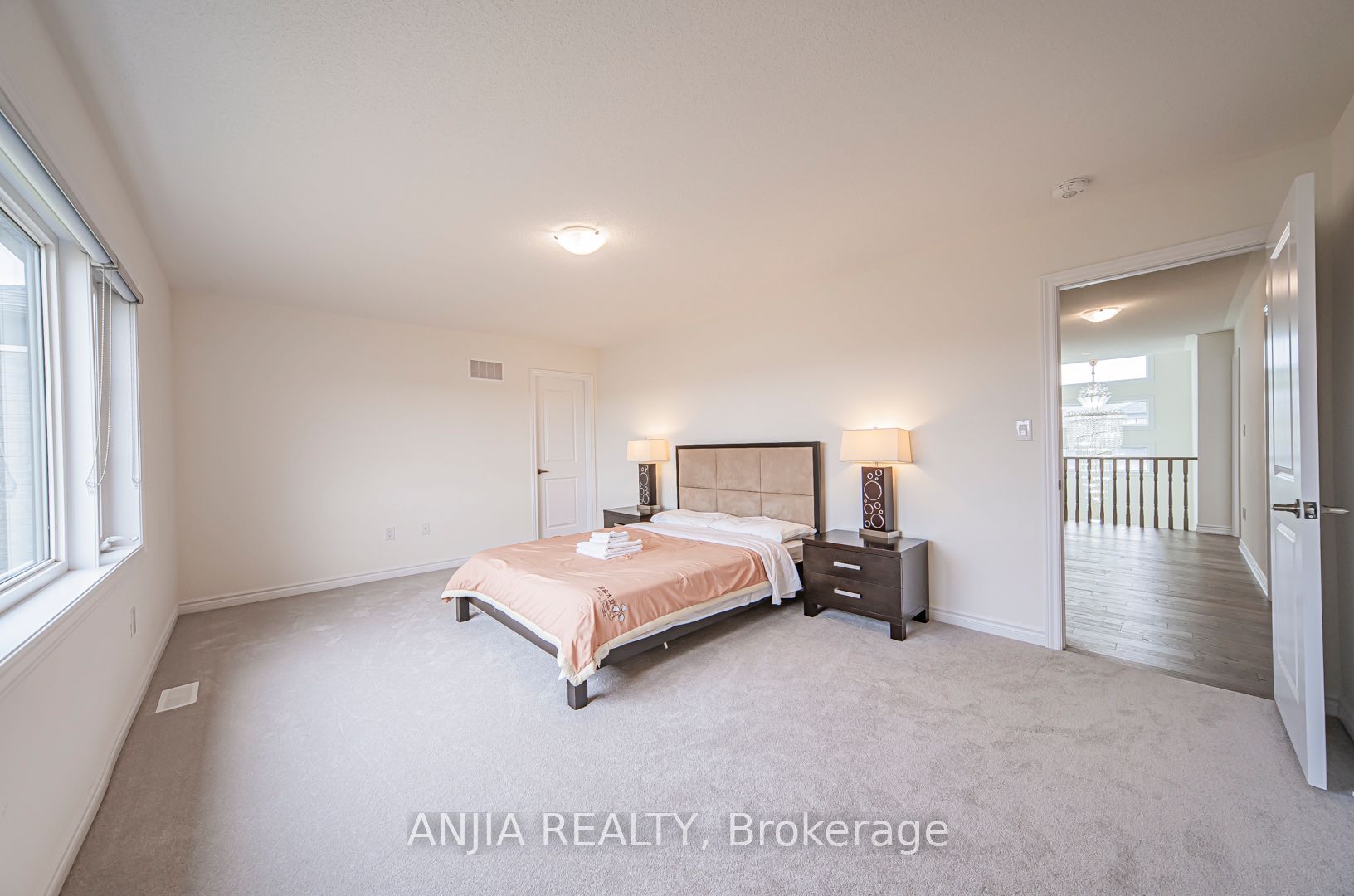5 Del Ray Crescent Property Photo 24