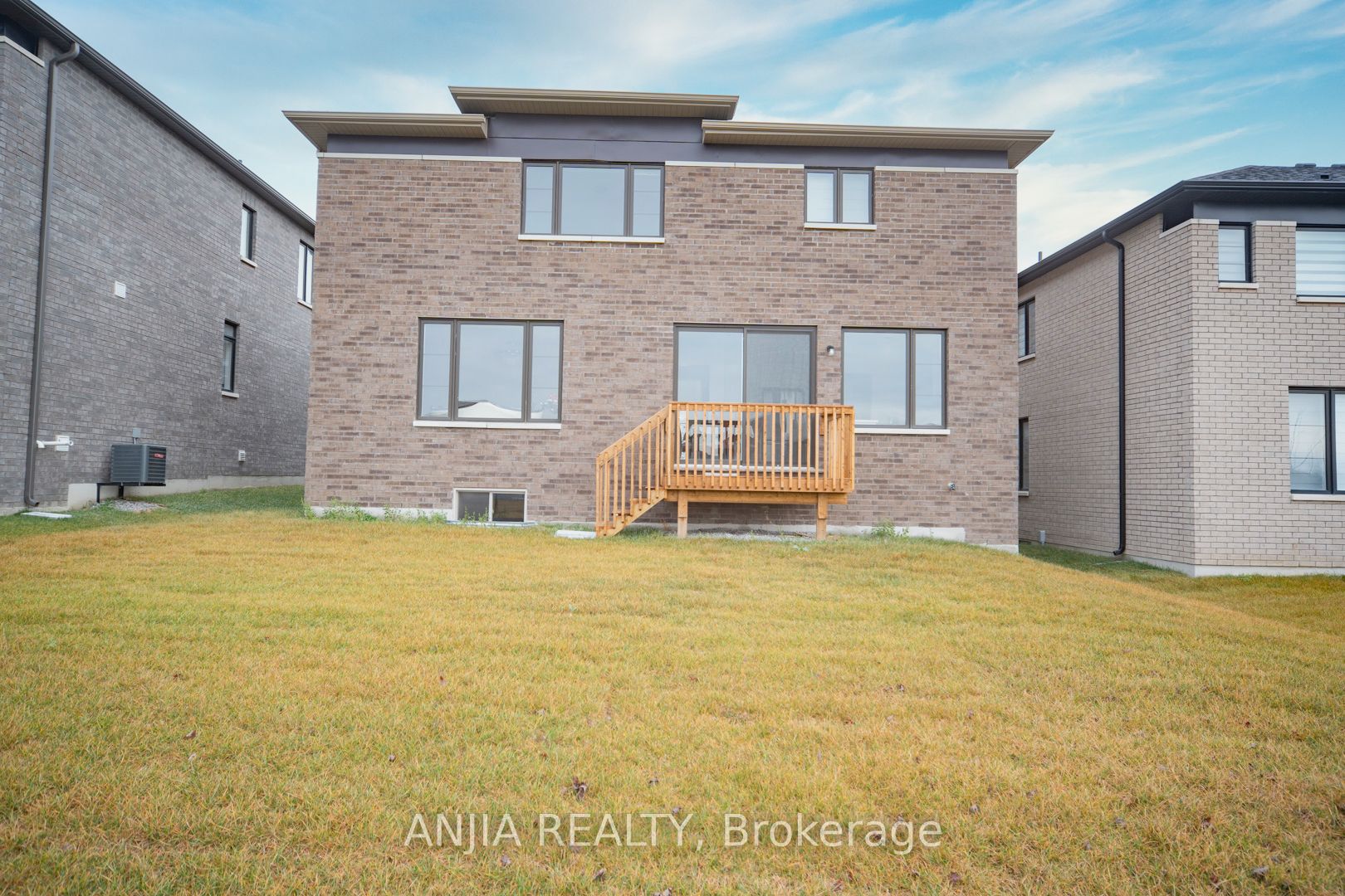 5 Del Ray Crescent Property Photo 41