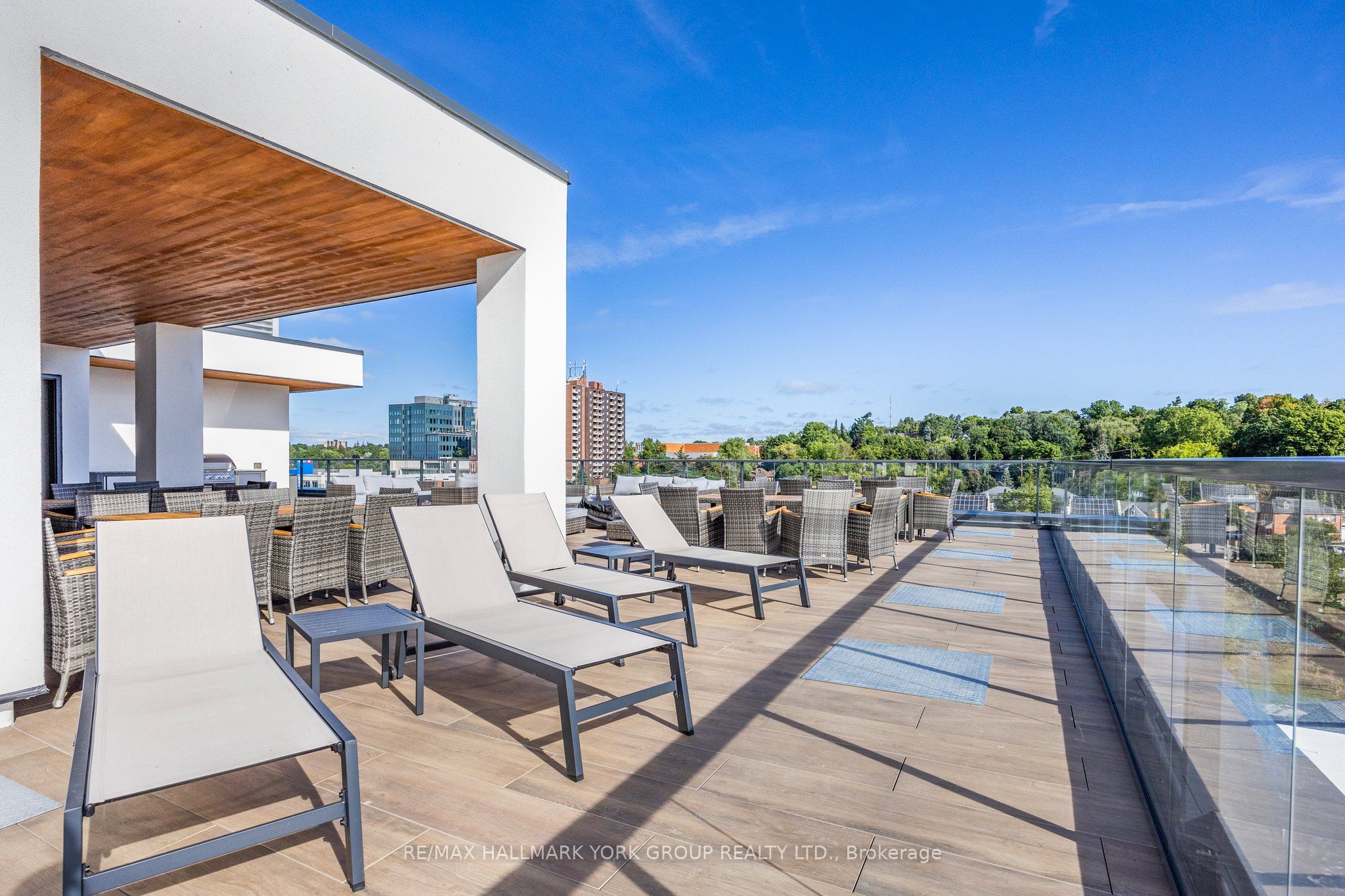 #520 - 185 Dunlop Street Property Photo 3