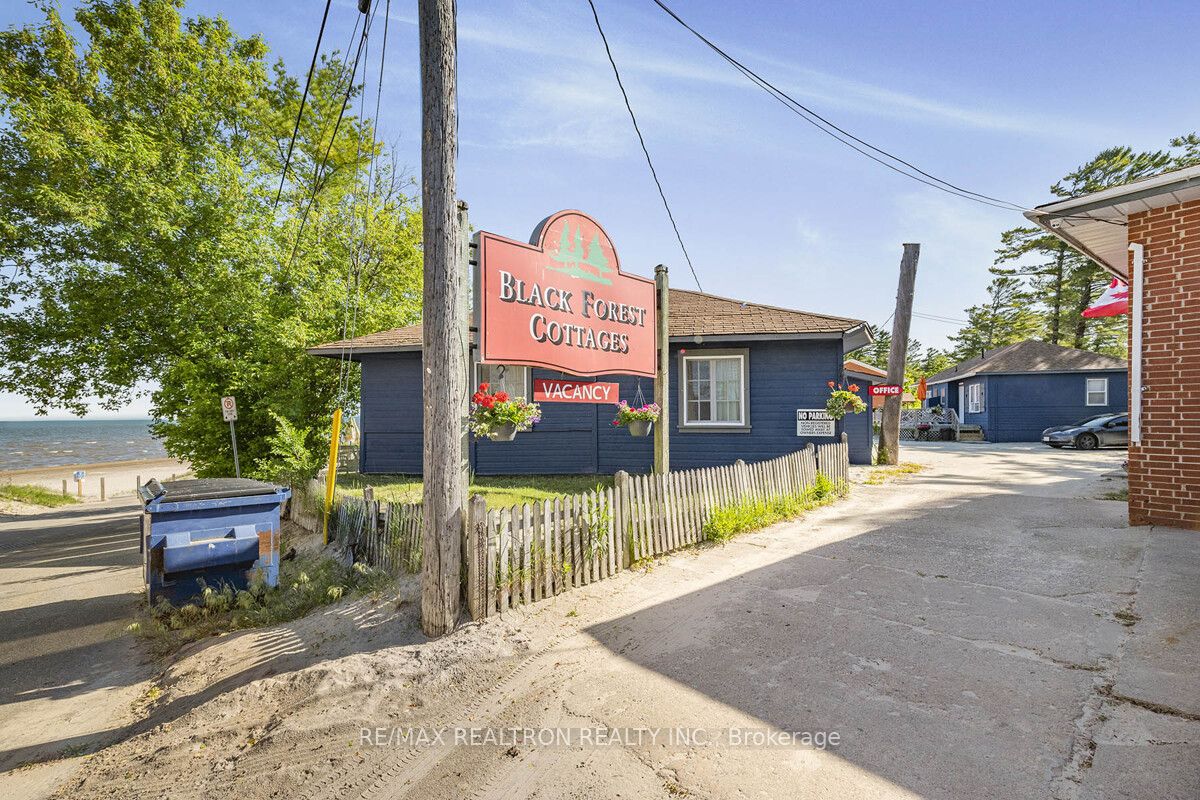 11 12th St N Property Photo 1