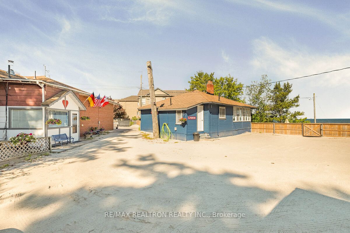 11 12th Street Property Photo 8