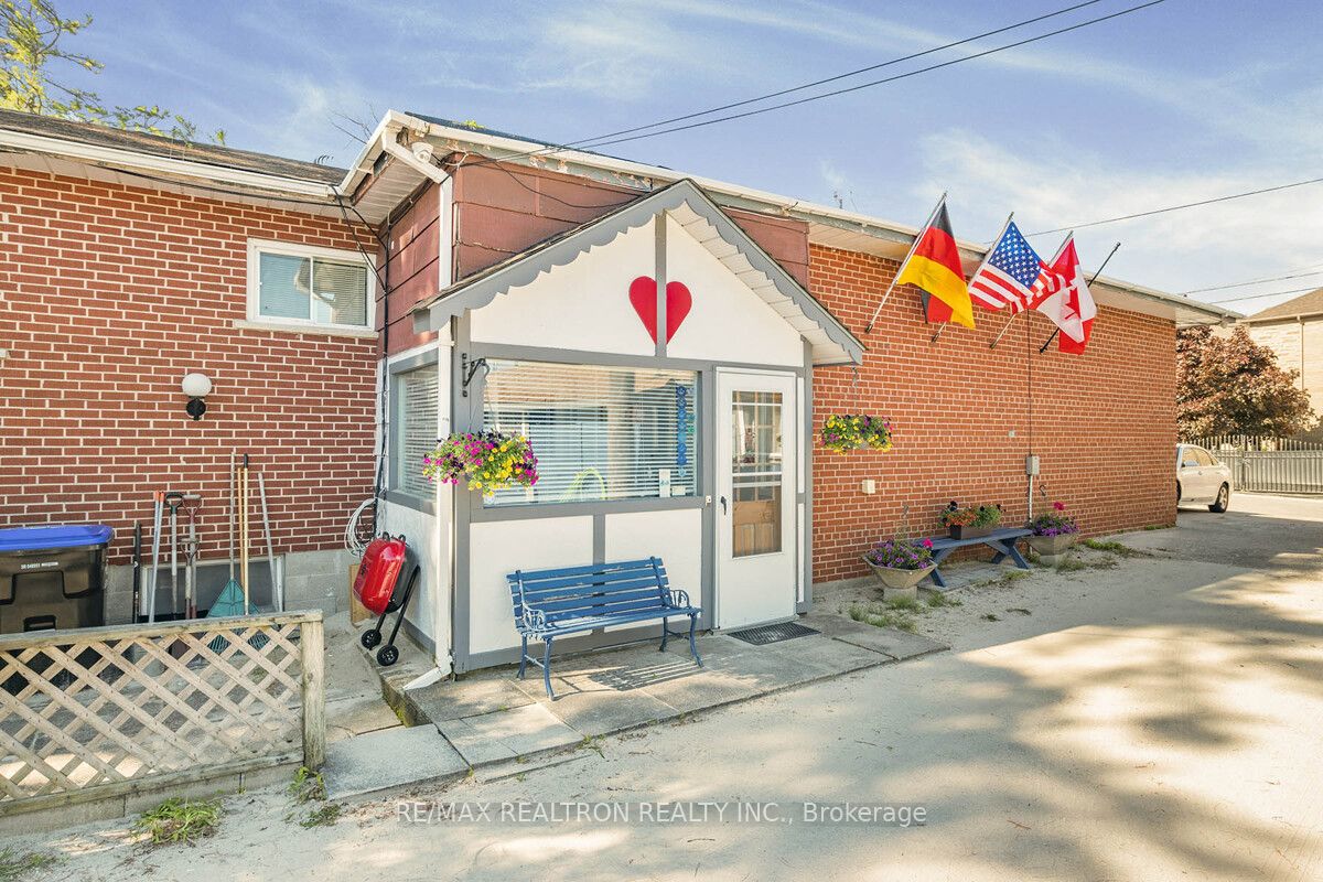 11 12th Street Property Photo 9