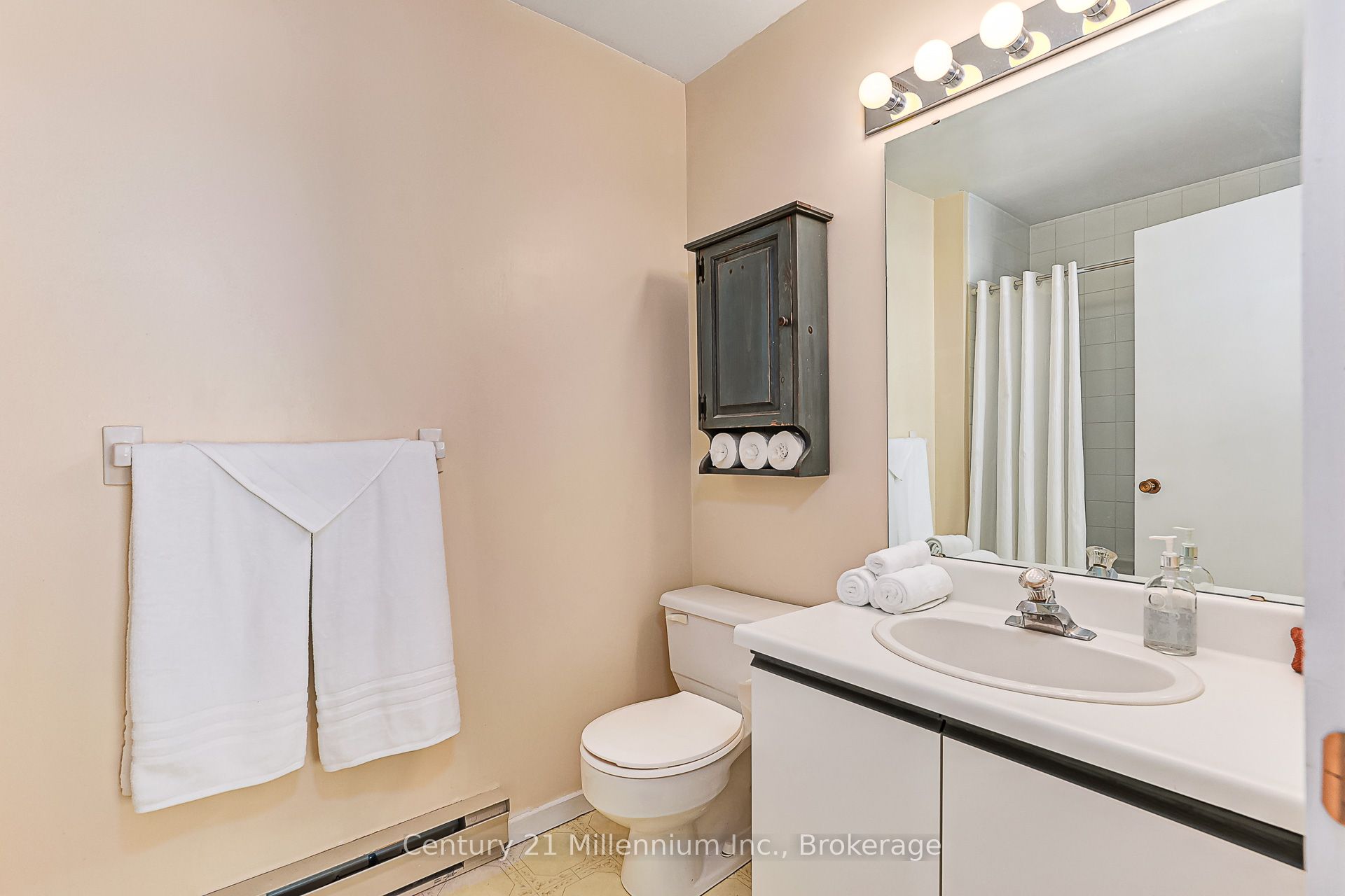 #32 - 44 Trott Boulevard Property Photo 23