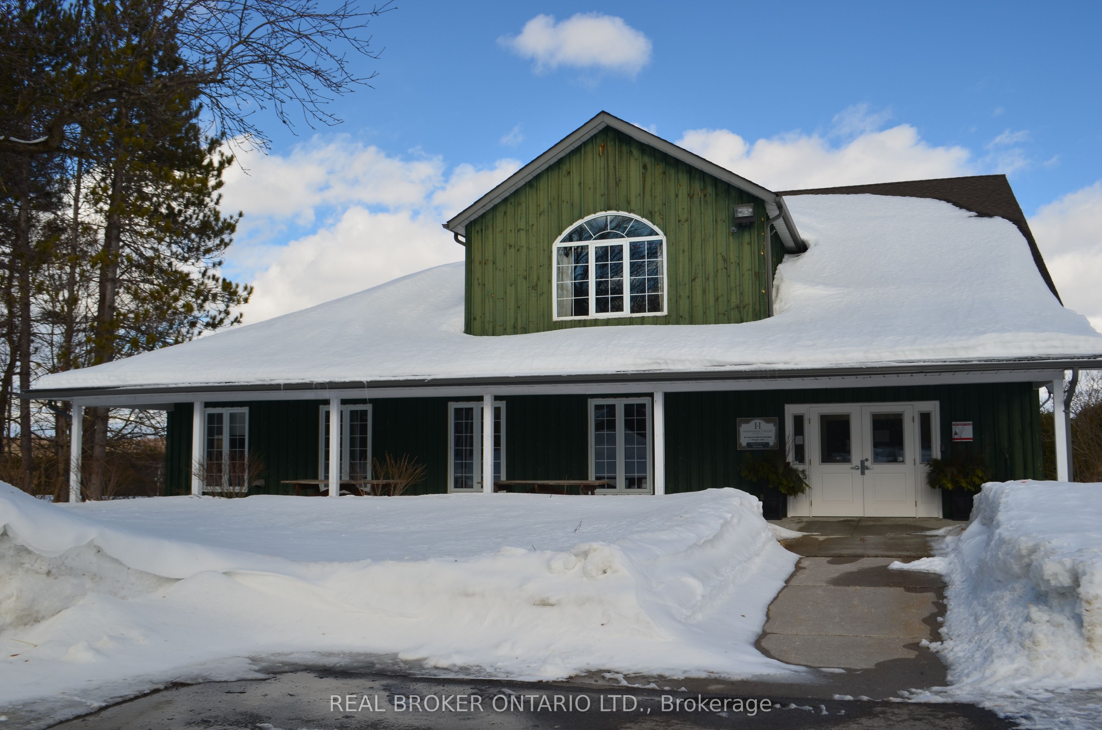 #3 - 213 Horseshoe Valley Road Property Photo 1