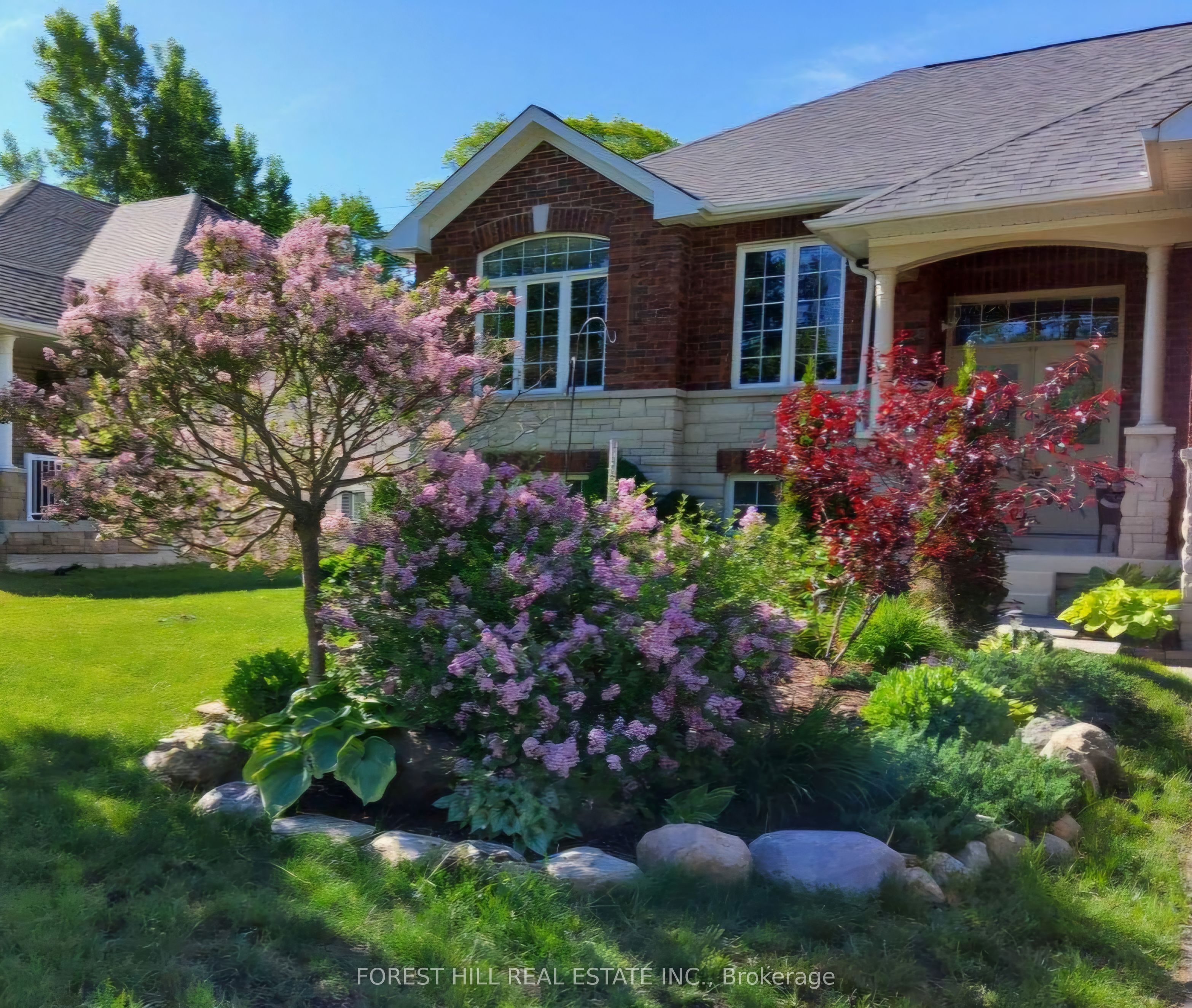 7 Tamarack Way Property Photo 2