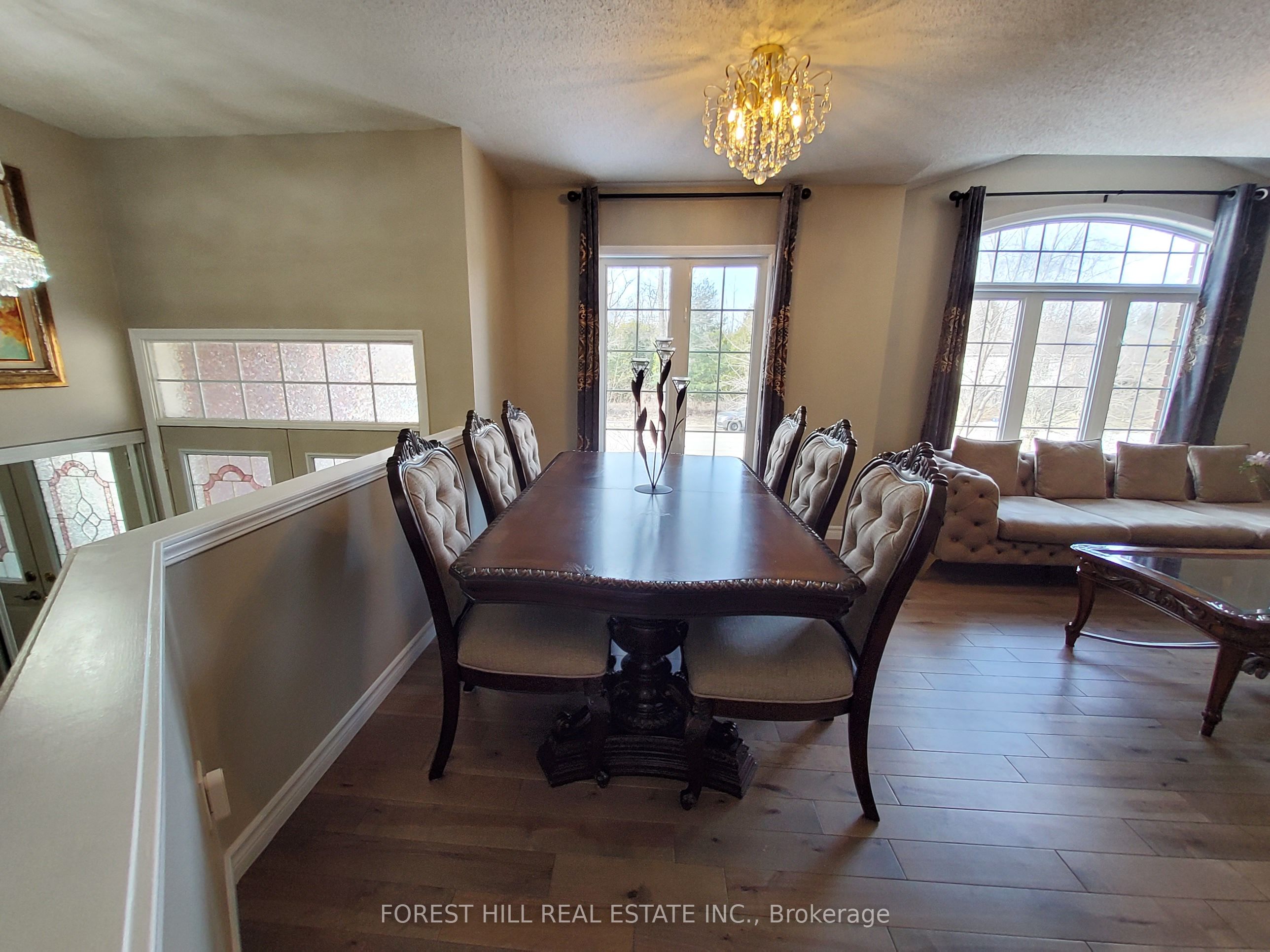 7 Tamarack Way Property Photo 5