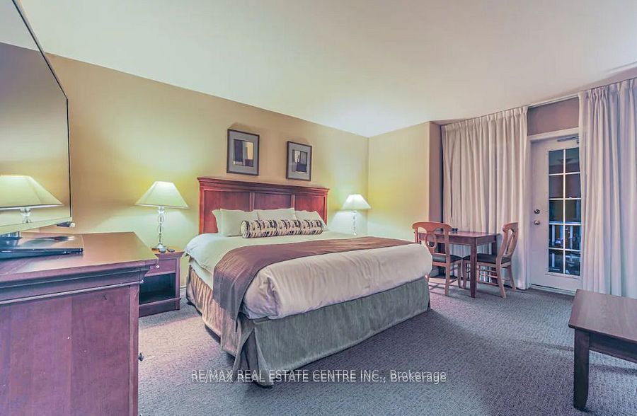 90 Highland Drive 2200 Property Photo 12