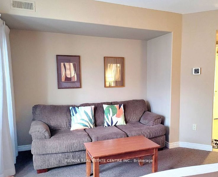90 Highland Drive 2200 Property Photo 13