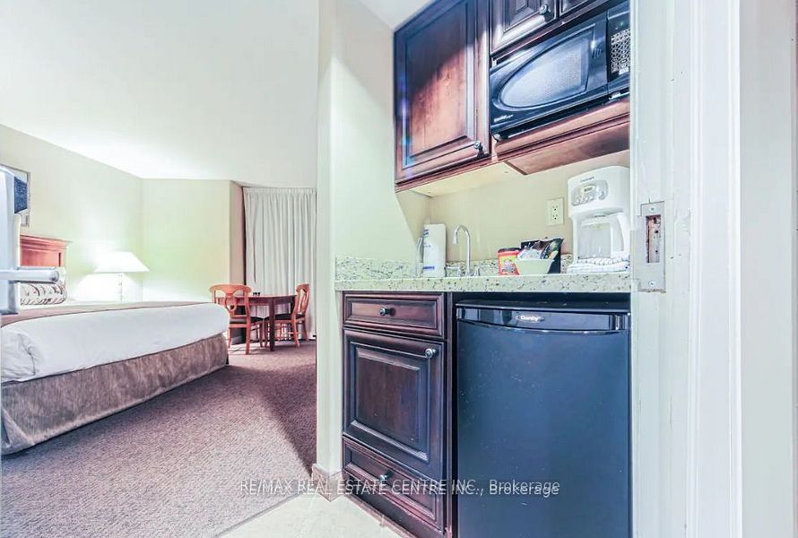 90 Highland Drive 2200 Property Photo 16
