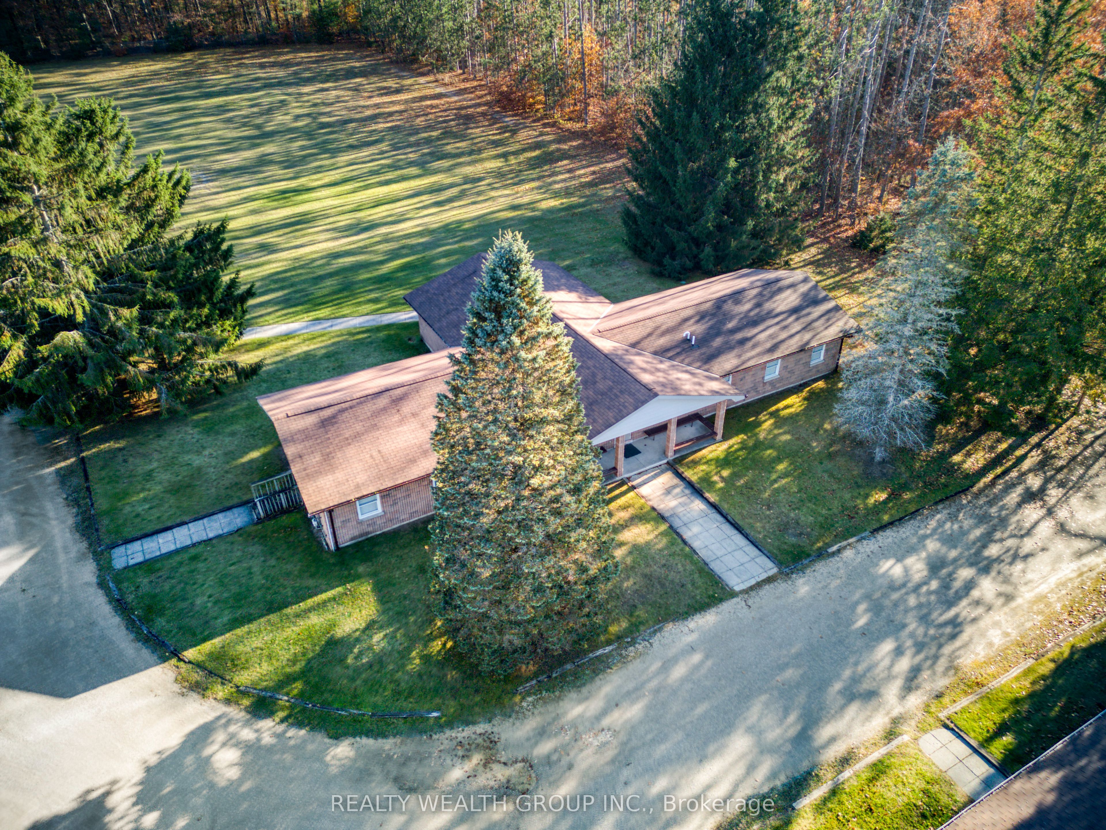 3761 Horseshoe Valley Road Property Photo 2