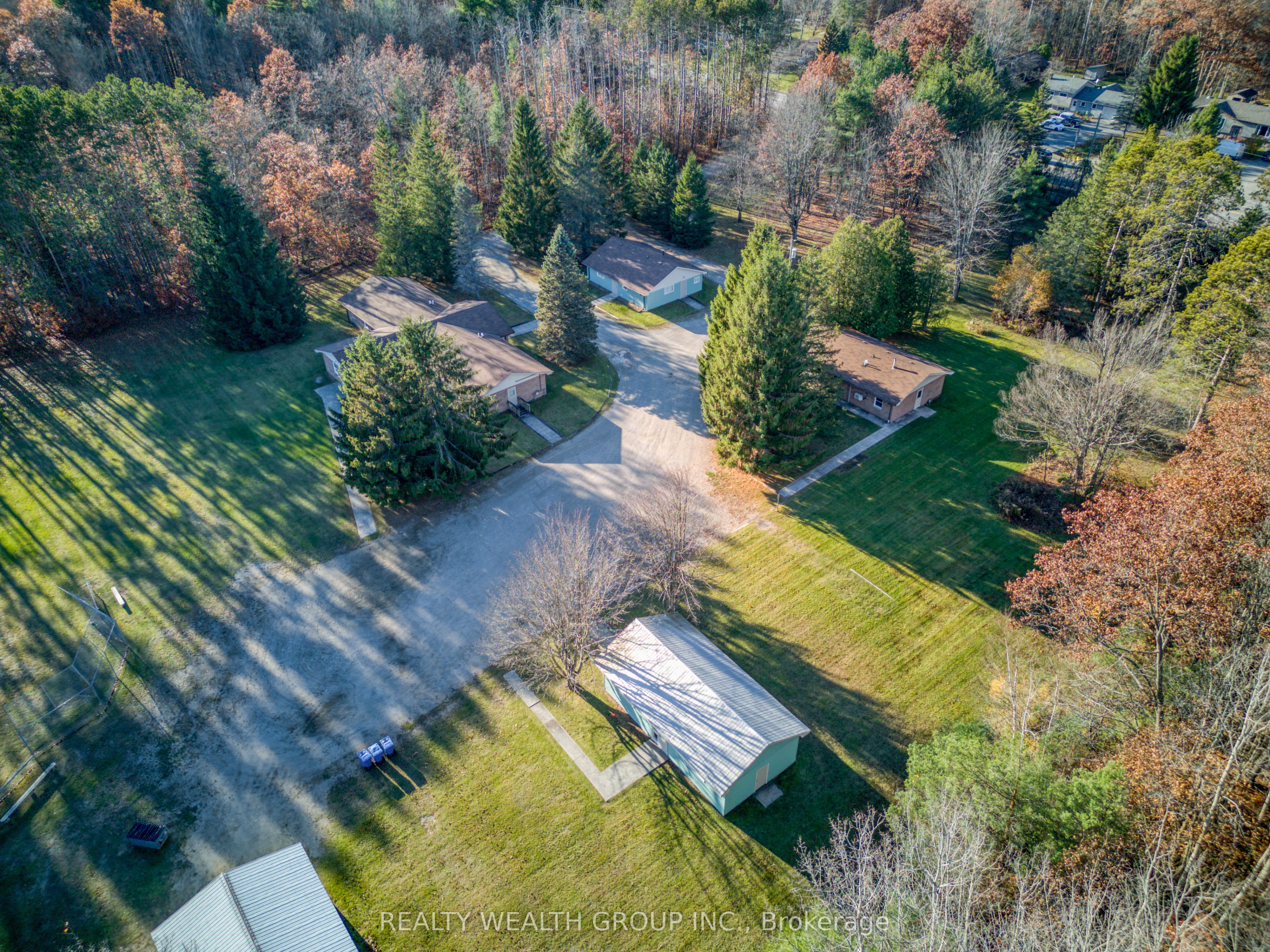 3761 Horseshoe Valley Road Property Photo 11