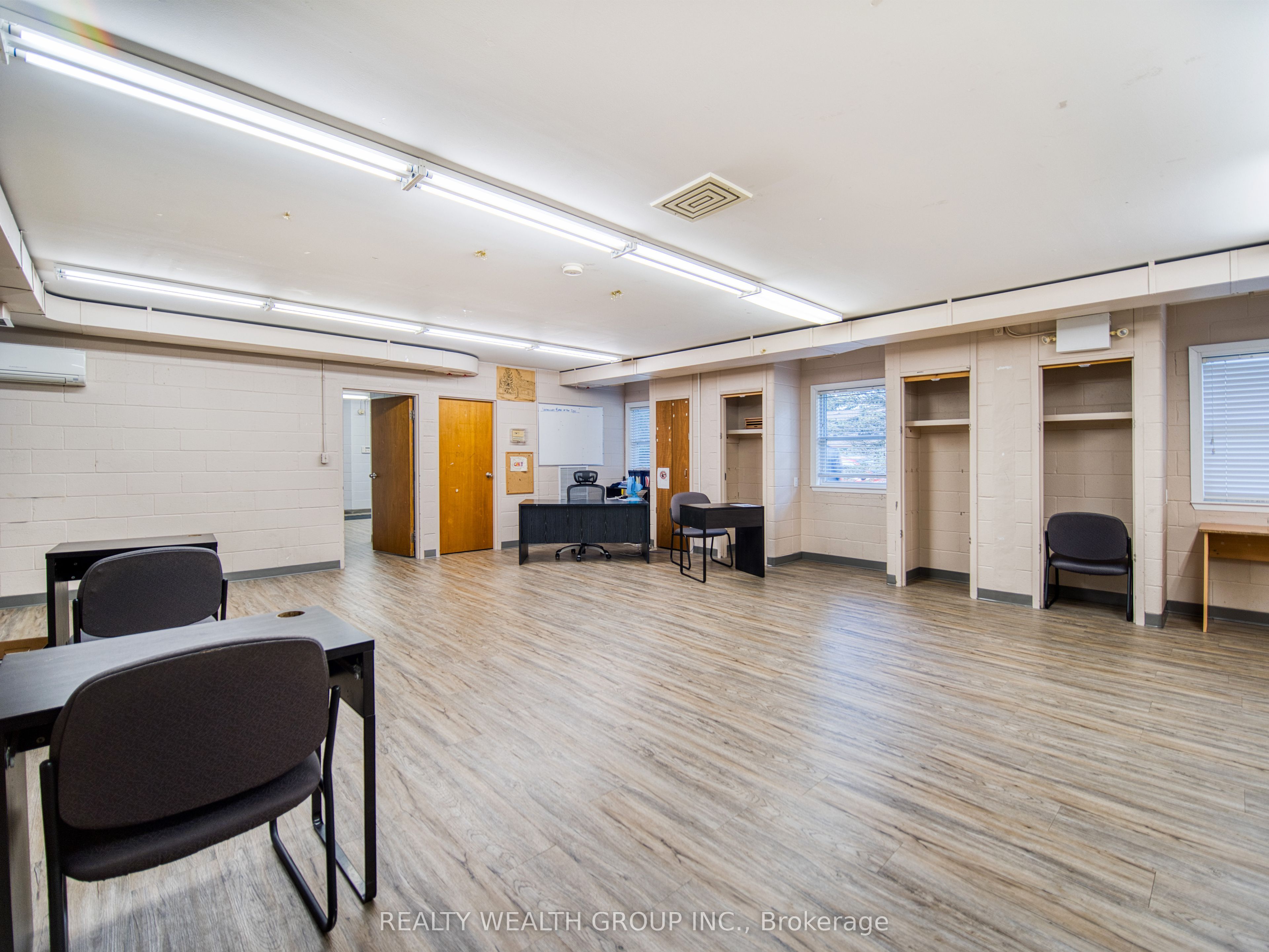 3761 Horseshoe Valley Road Property Photo 17