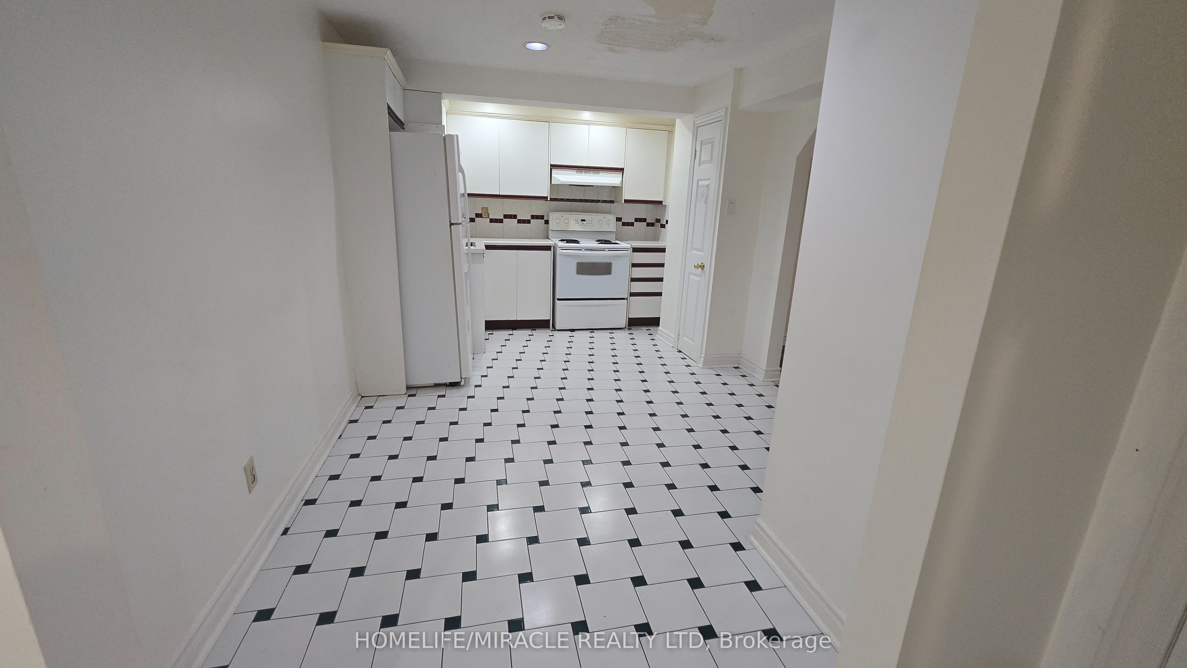 26 Brushwood Crescent Lower Property Photo 3