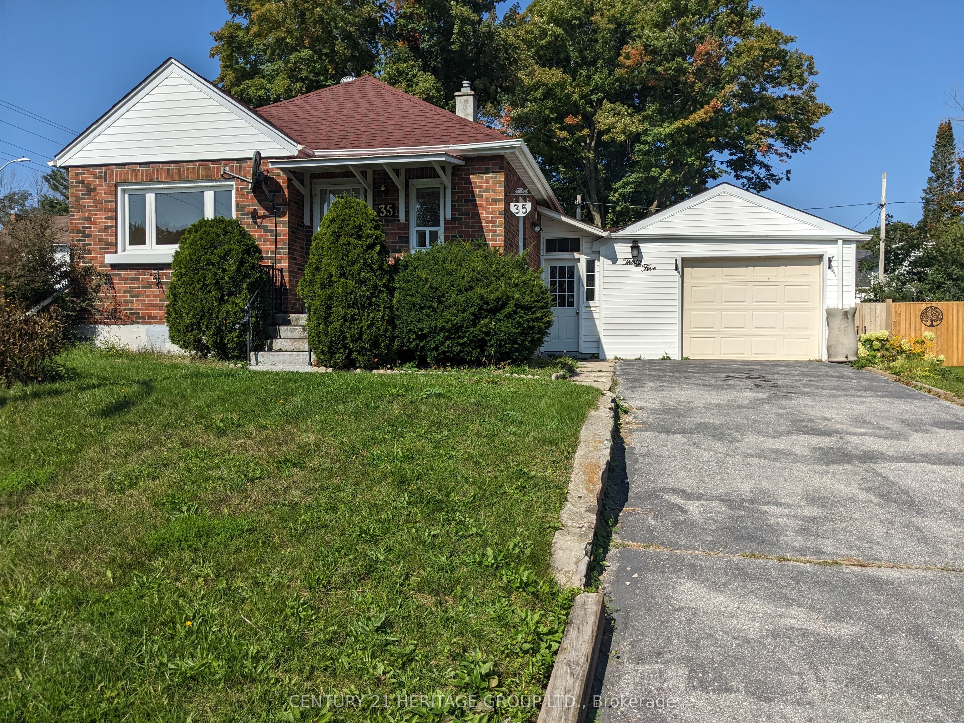 35 Argyle Avenue Property Photo