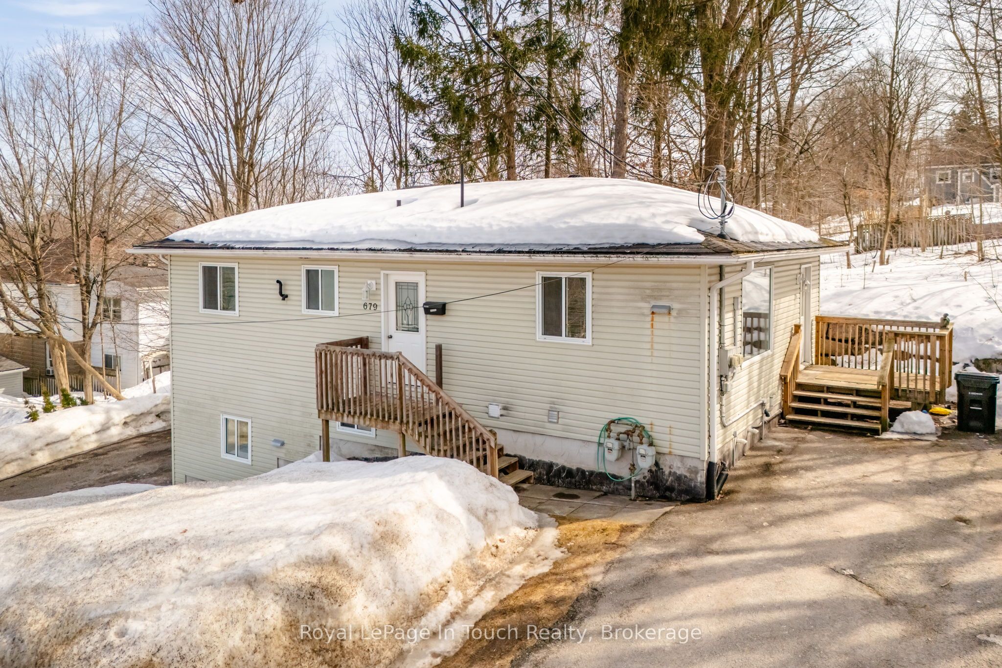 679 Montreal Street Property Photo