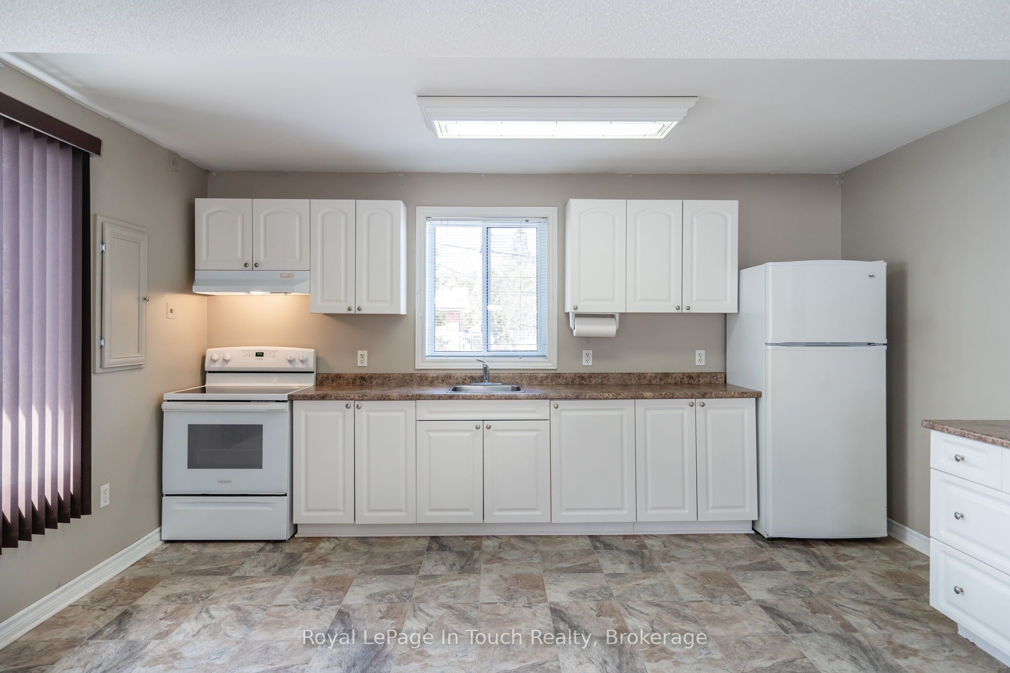 679 Montreal Street Property Photo 10