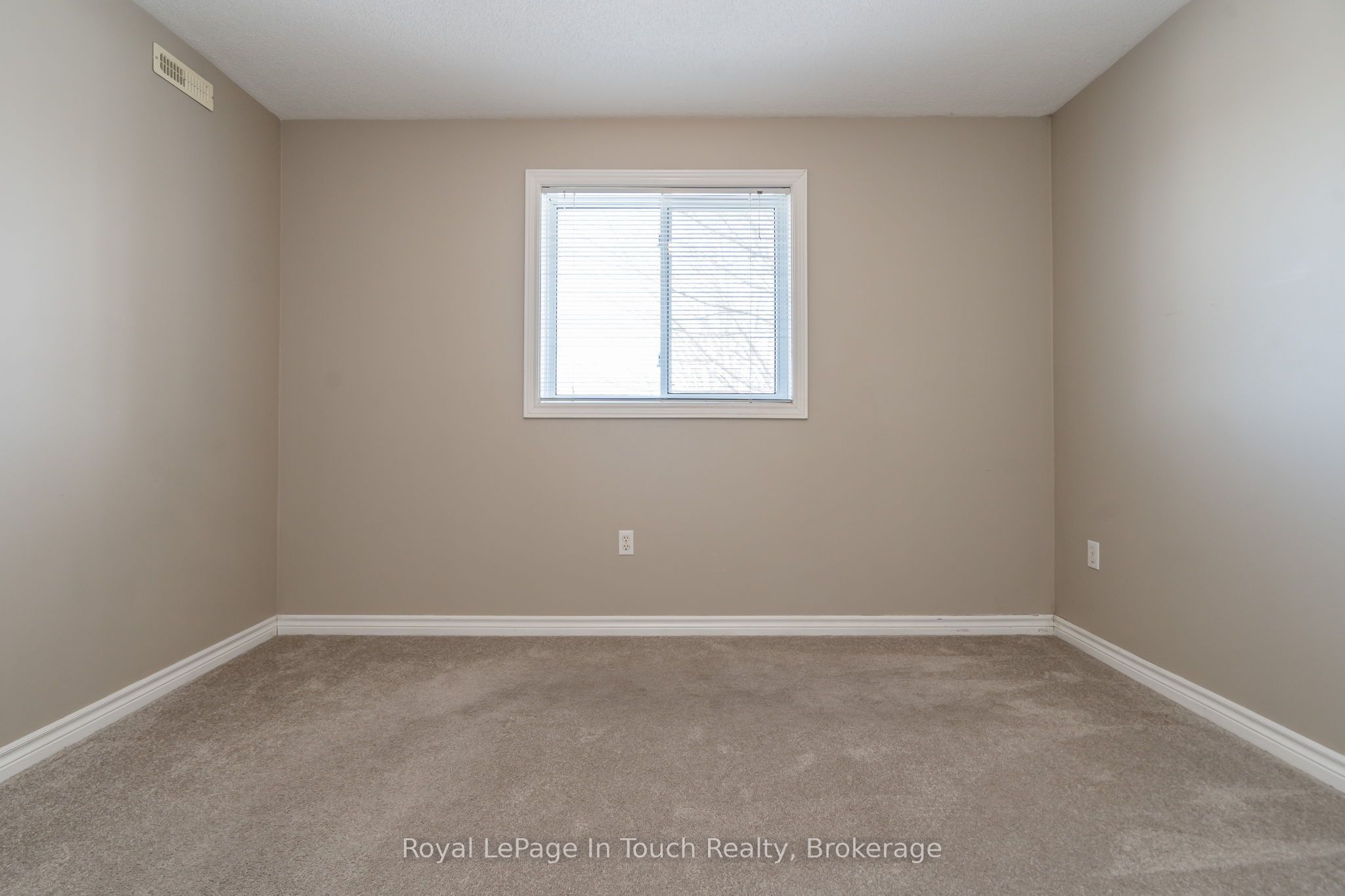 679 Montreal Street Property Photo 20
