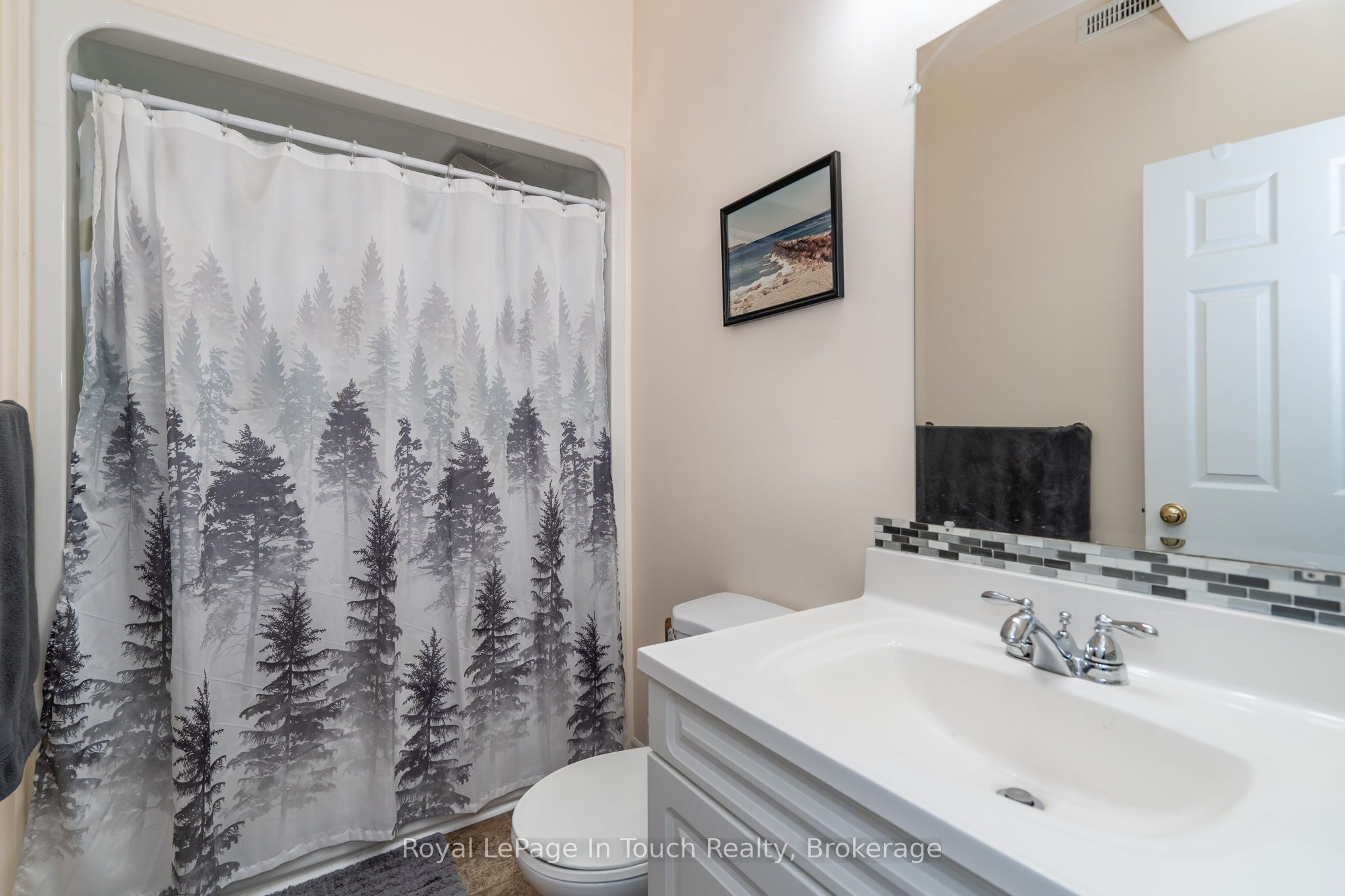 679 Montreal Street Property Photo 34