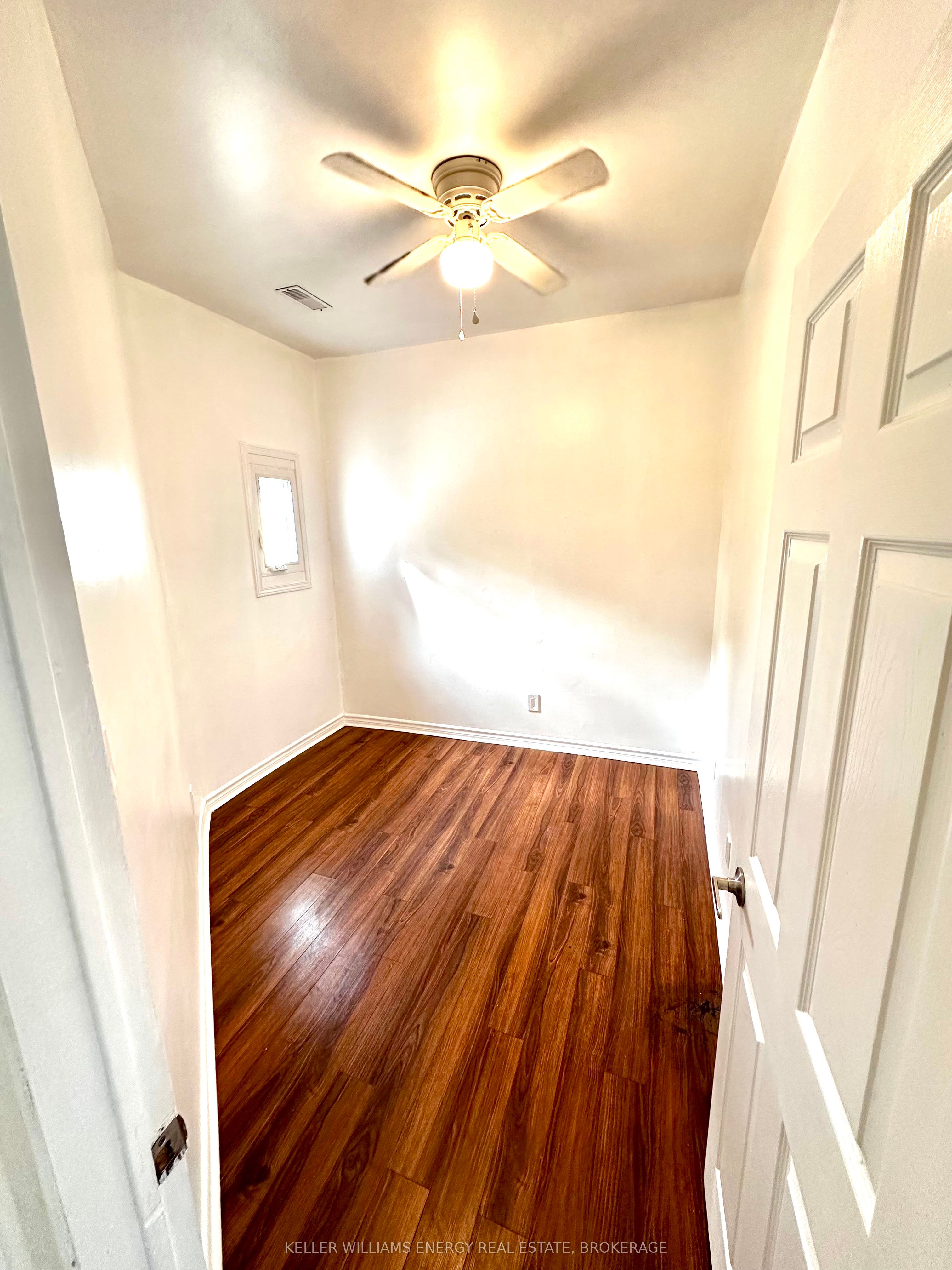 98 Bayfield Street Property Photo 10