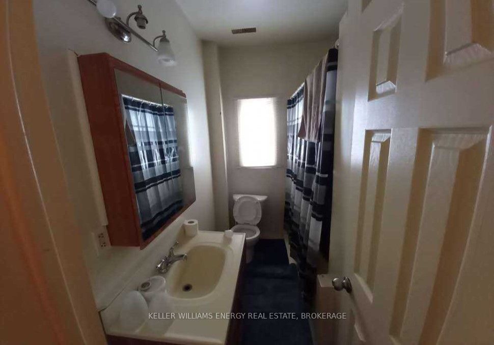 98 Bayfield Street Property Photo 14
