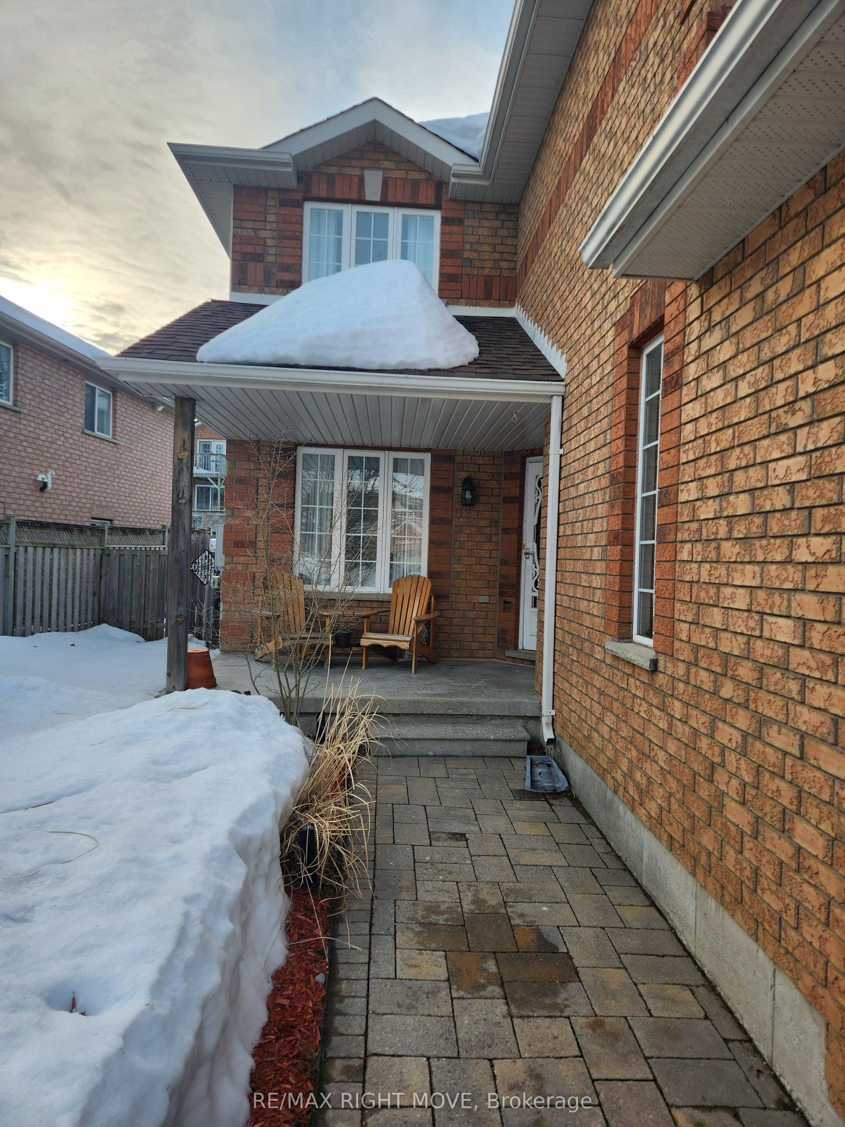 147 Julia Crescent Property Photo