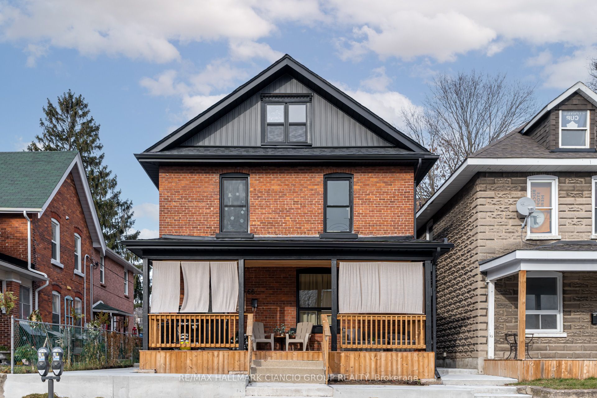 66 Nottawasaga Street Property Photo