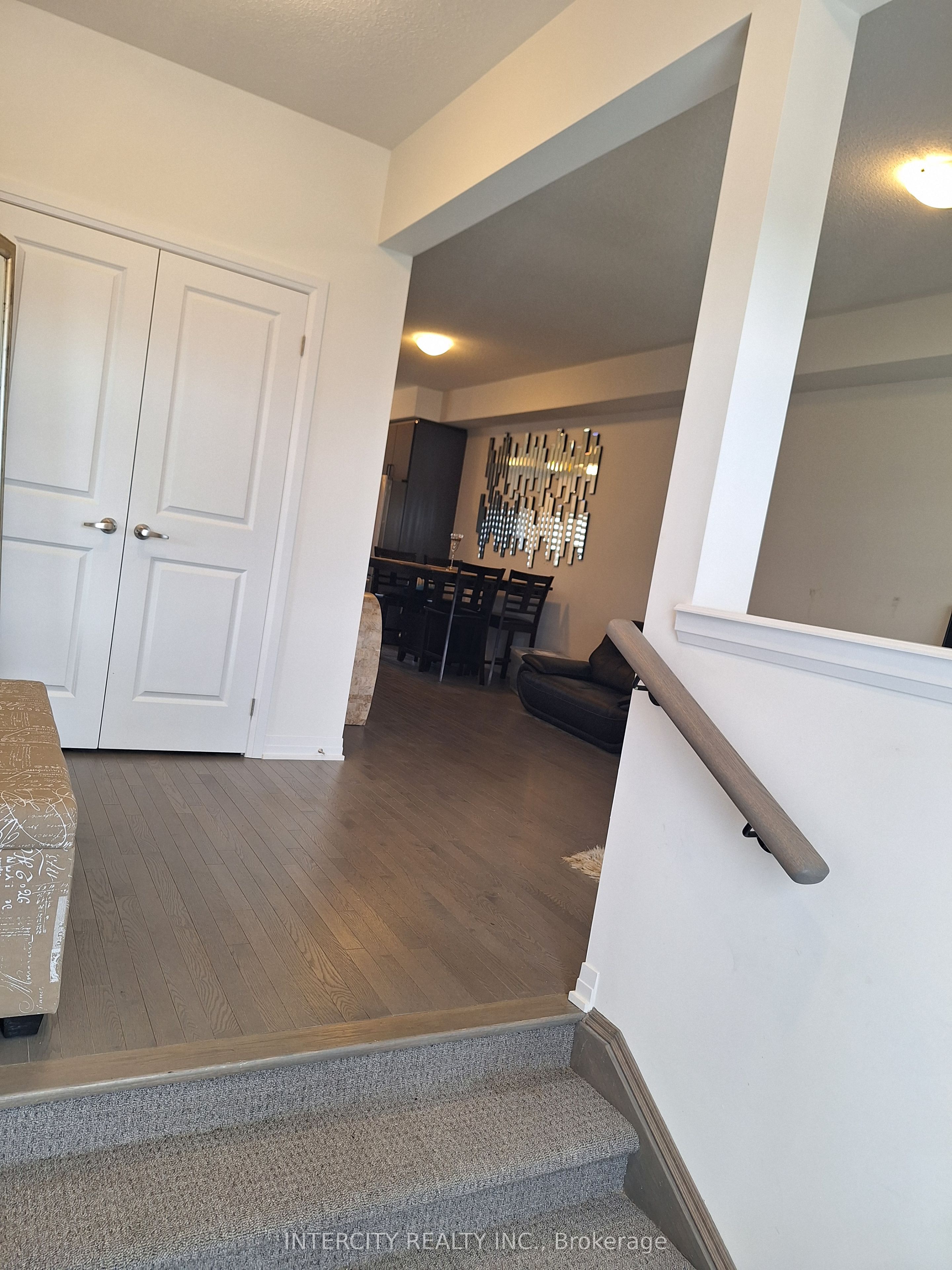 343 Quebec Street Property Photo 3