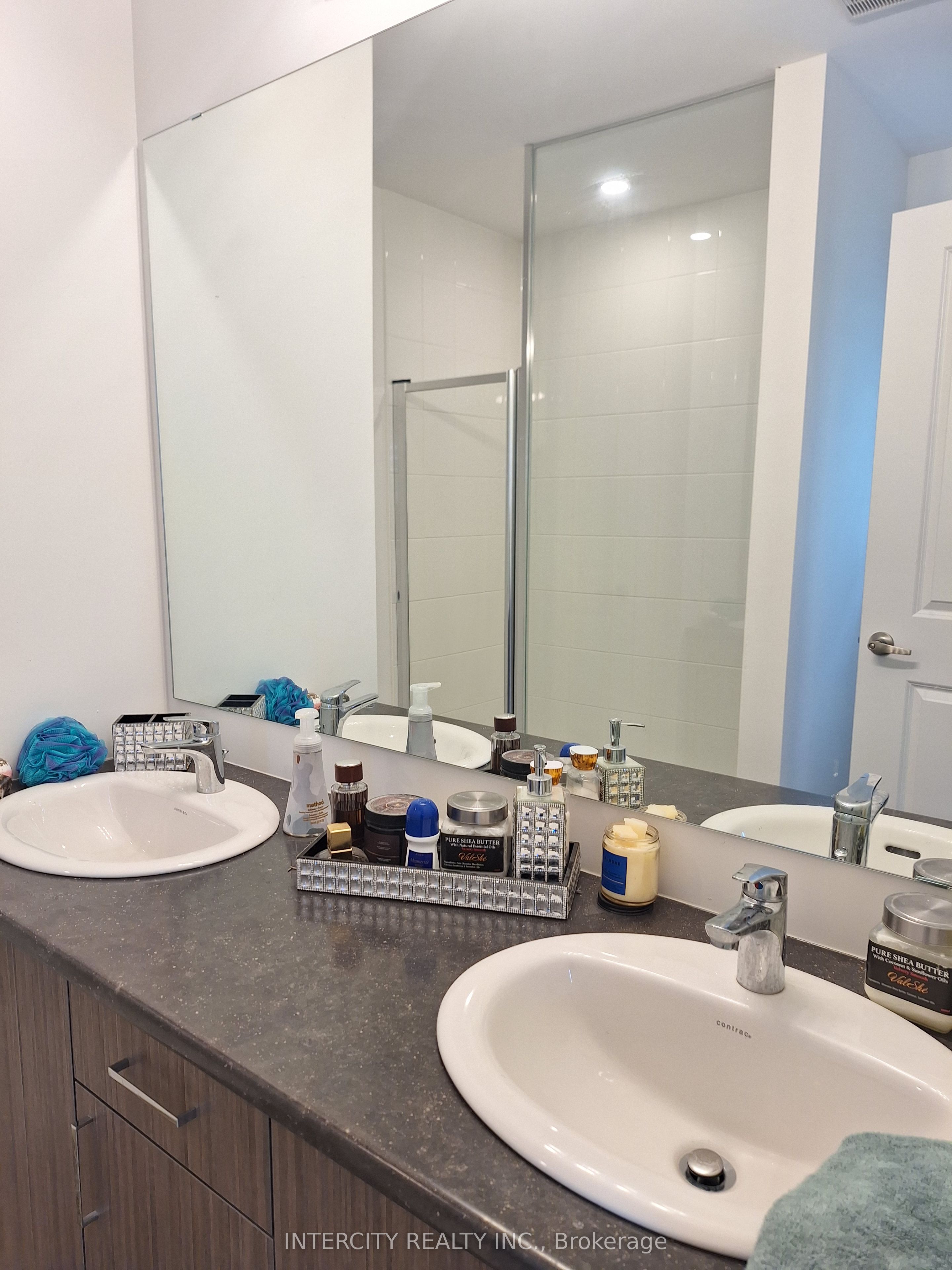 343 Quebec Street Property Photo 15