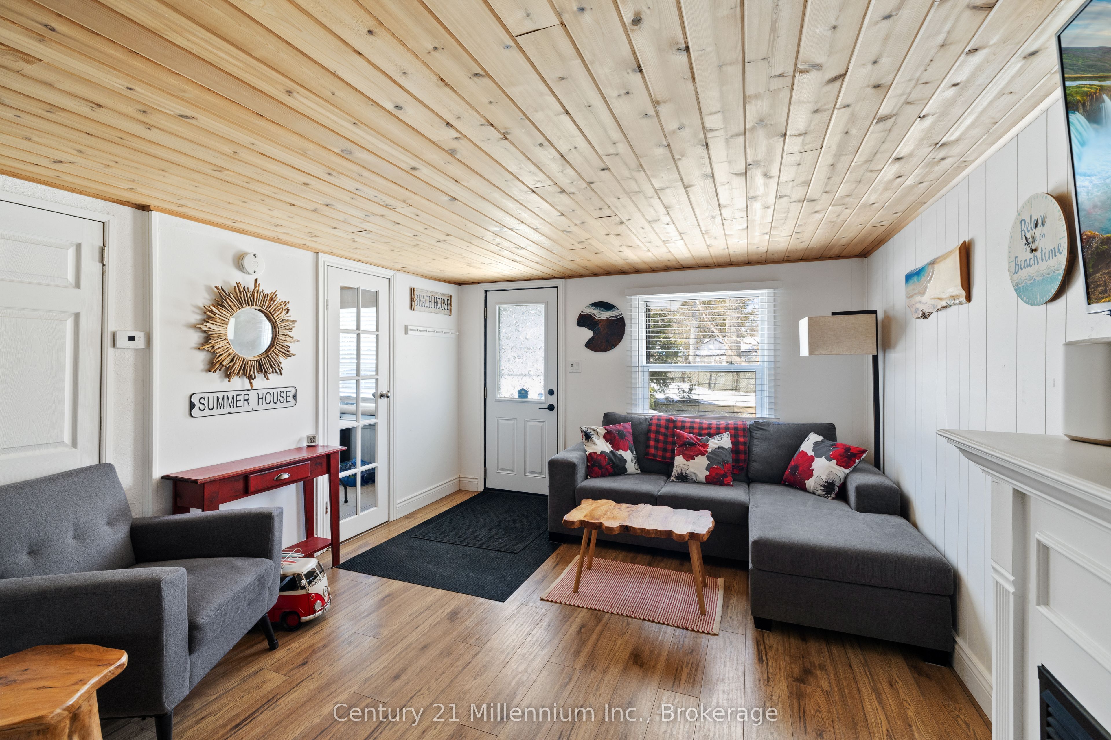 7 69th Street N Property Photo 7