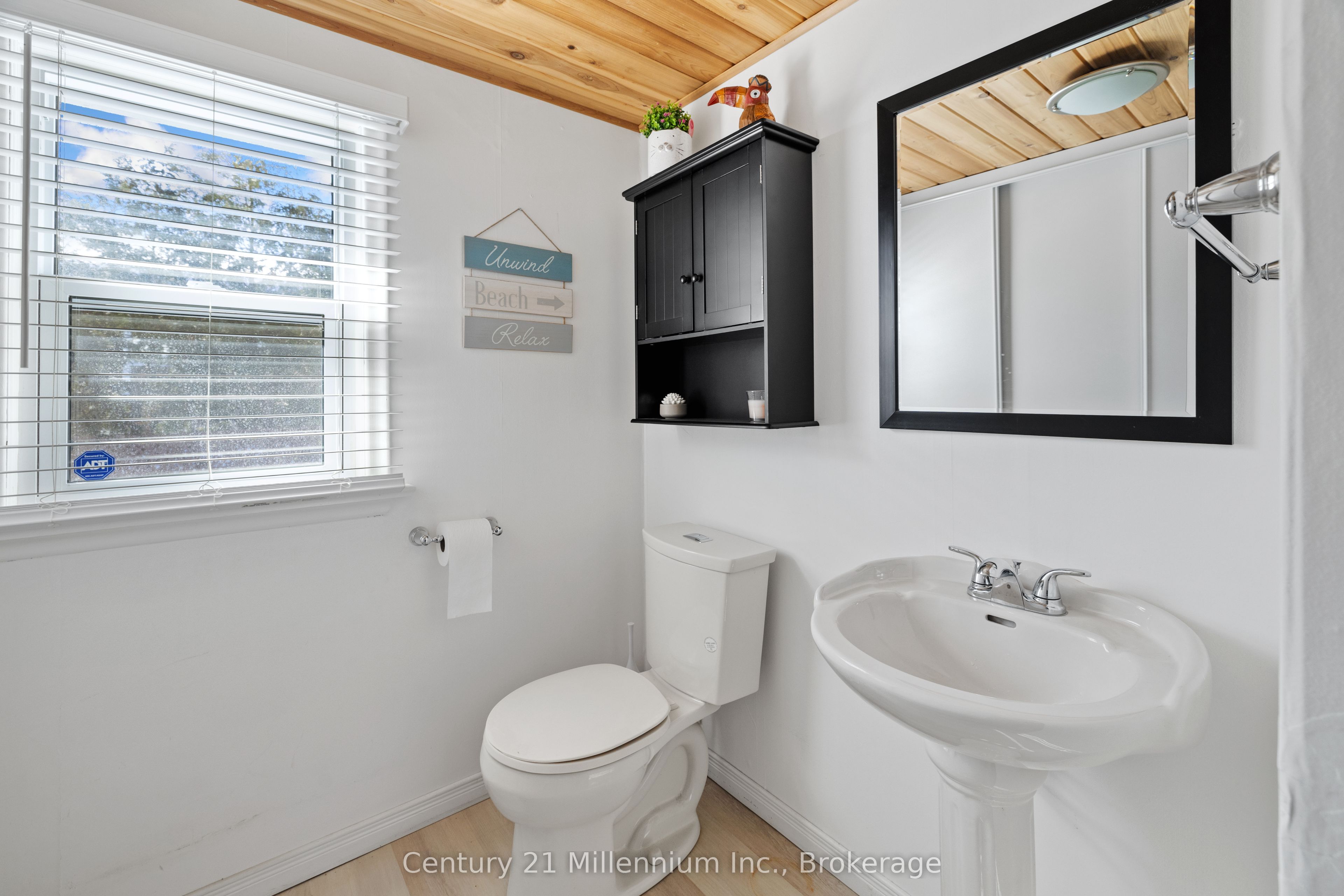7 69th Street N Property Photo 15