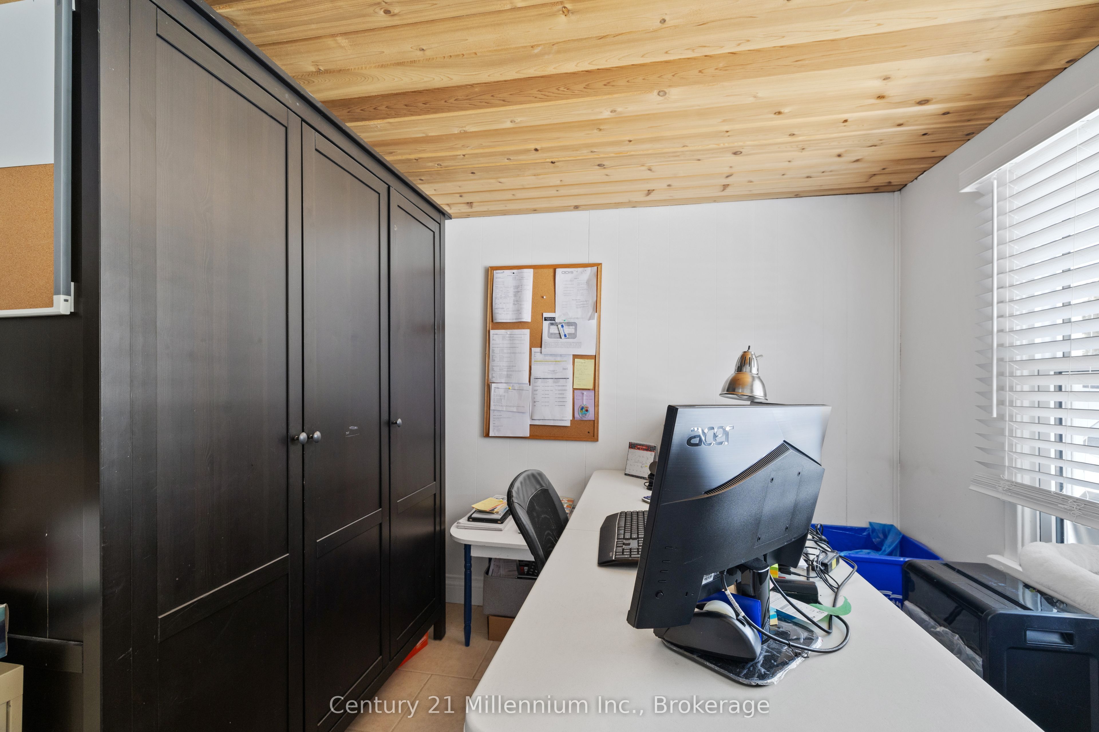 7 69th Street N Property Photo 16