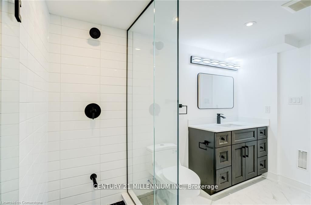492 Birch Street Property Photo 30