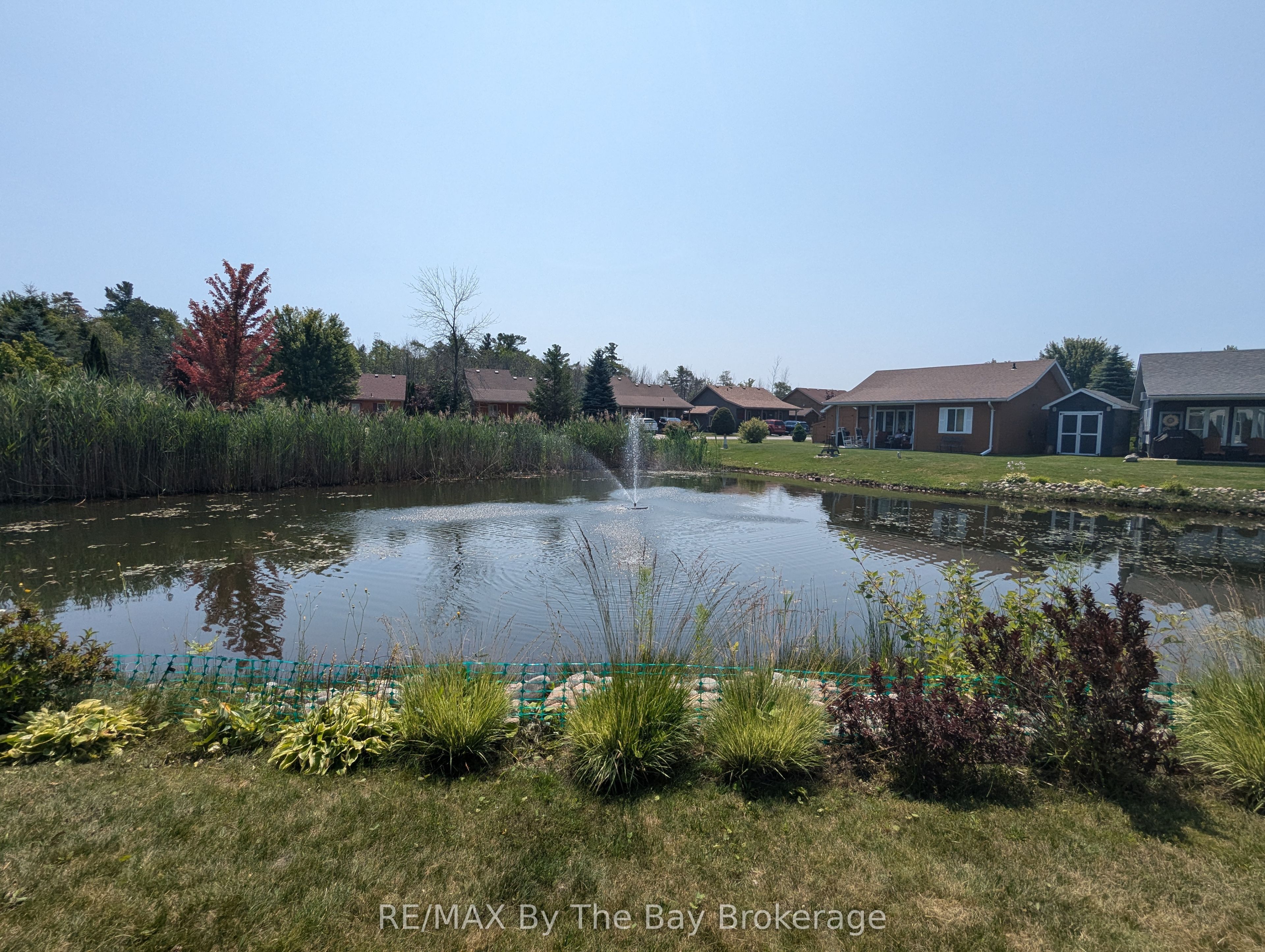 6 Huron Circle Property Photo 4
