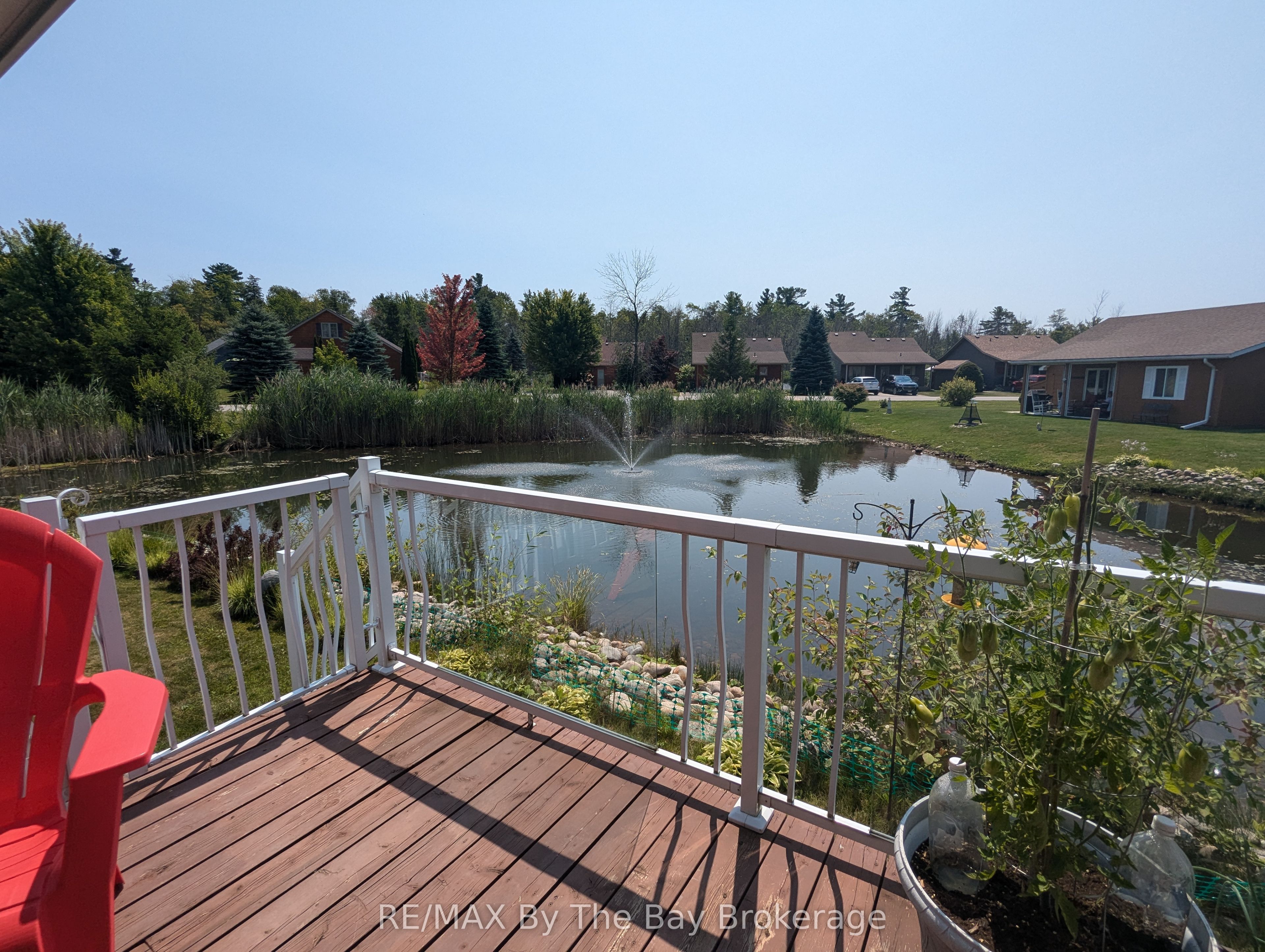 6 Huron Circle Property Photo 8