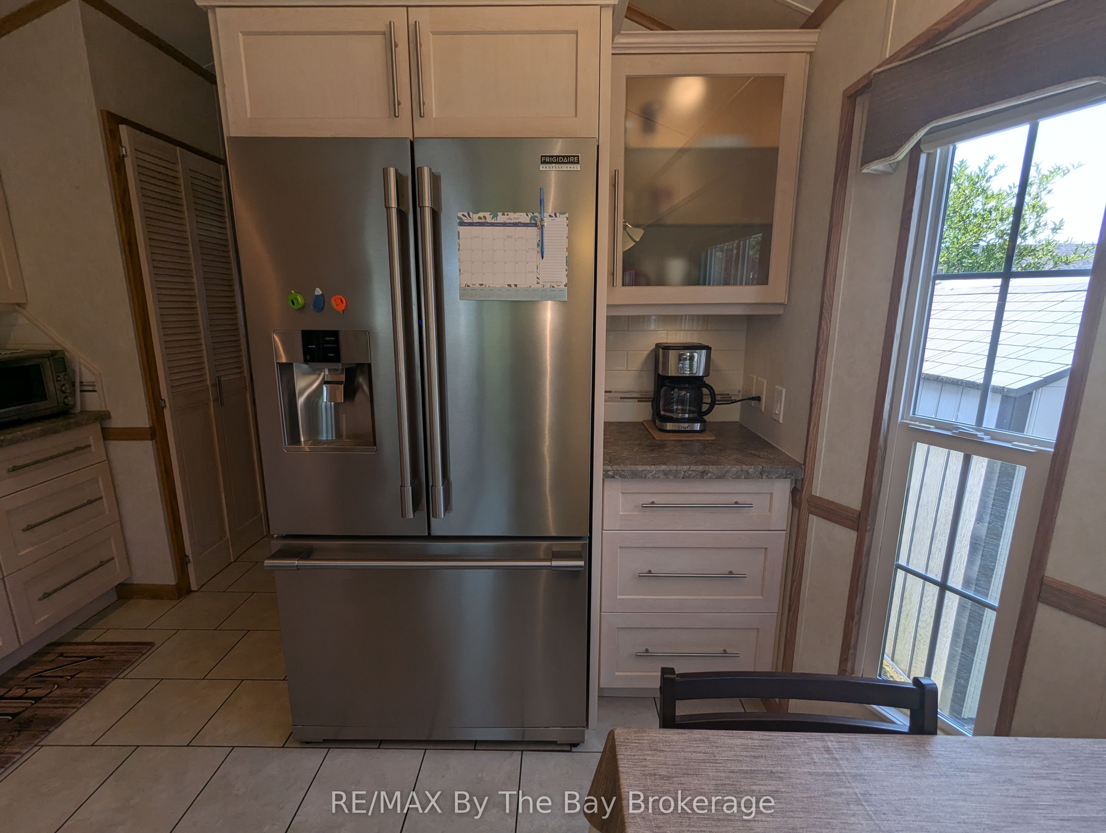 6 Huron Circle Property Photo 18