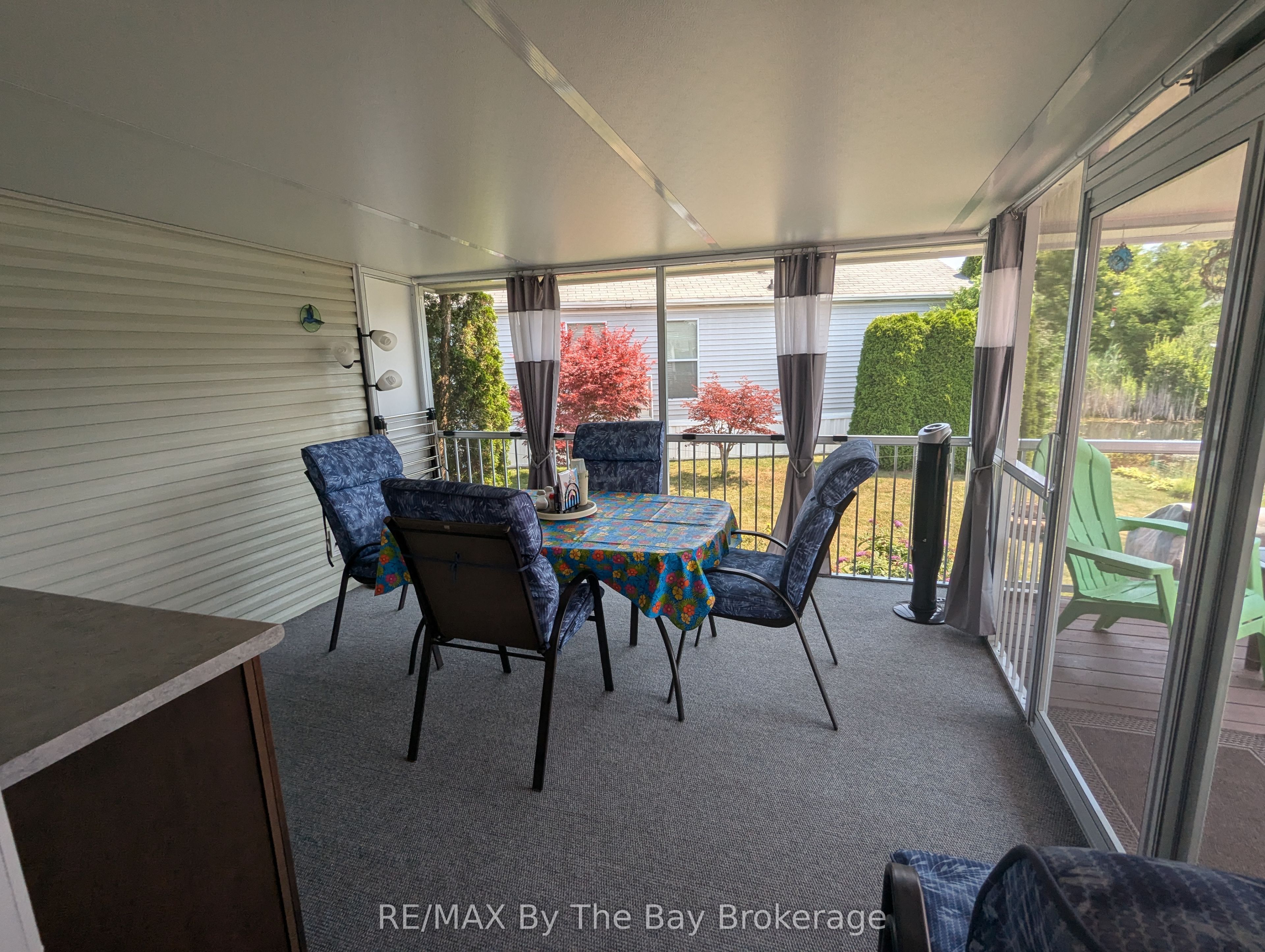 6 Huron Circle Property Photo 27