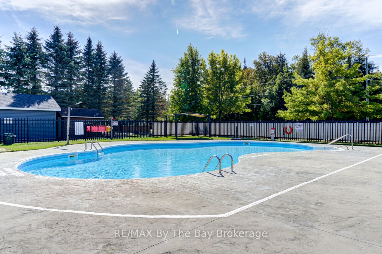 6 Huron Circle Property Photo 36