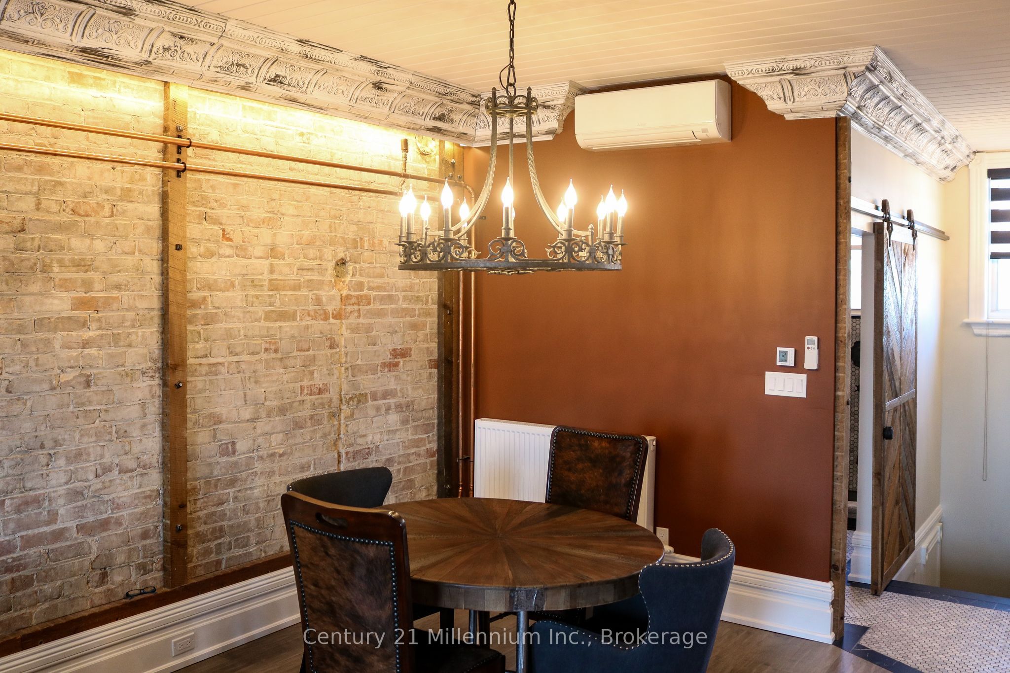 124 Hurontario Street Property Photo 35