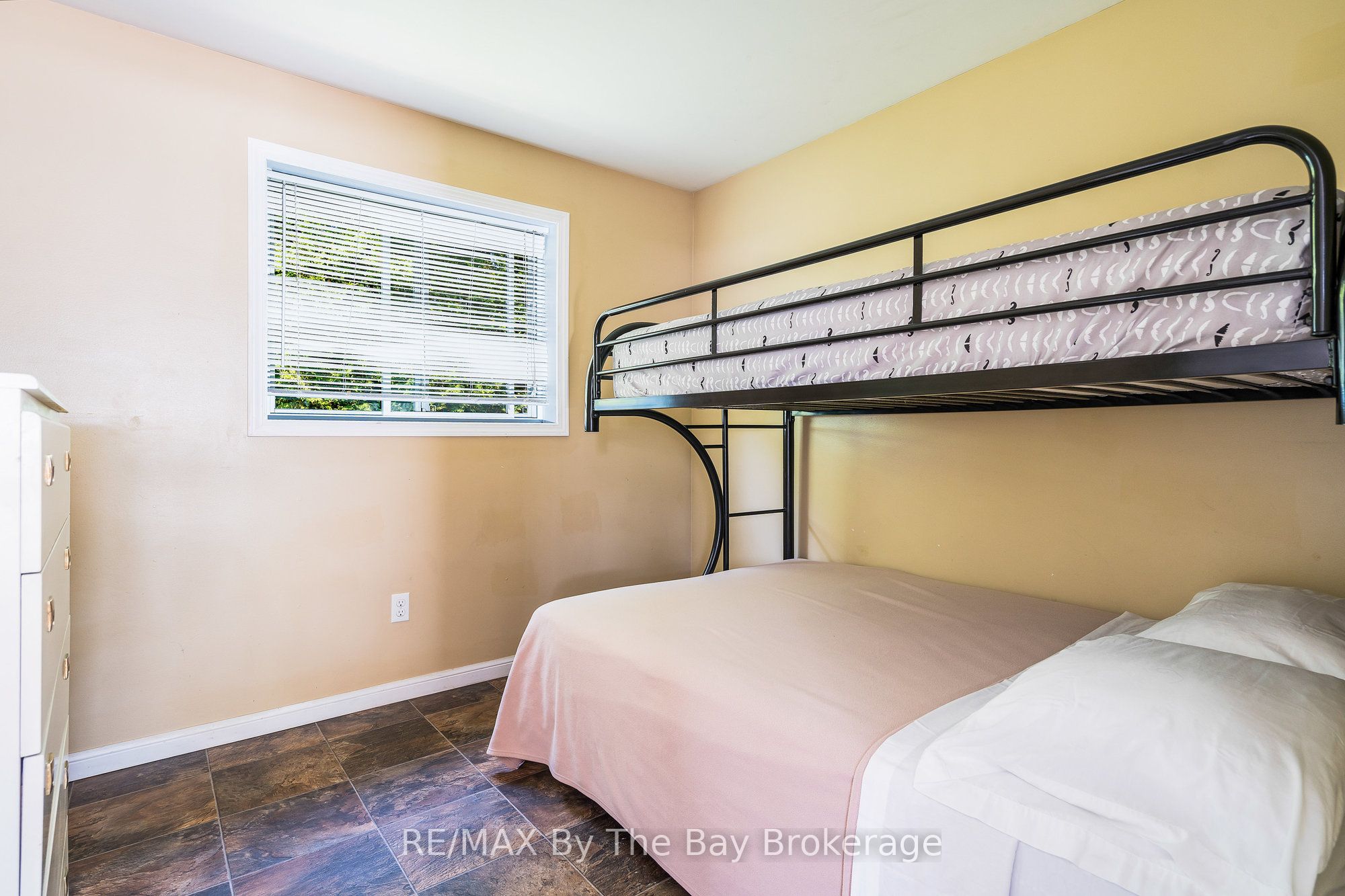 725 River Road Property Photo 22