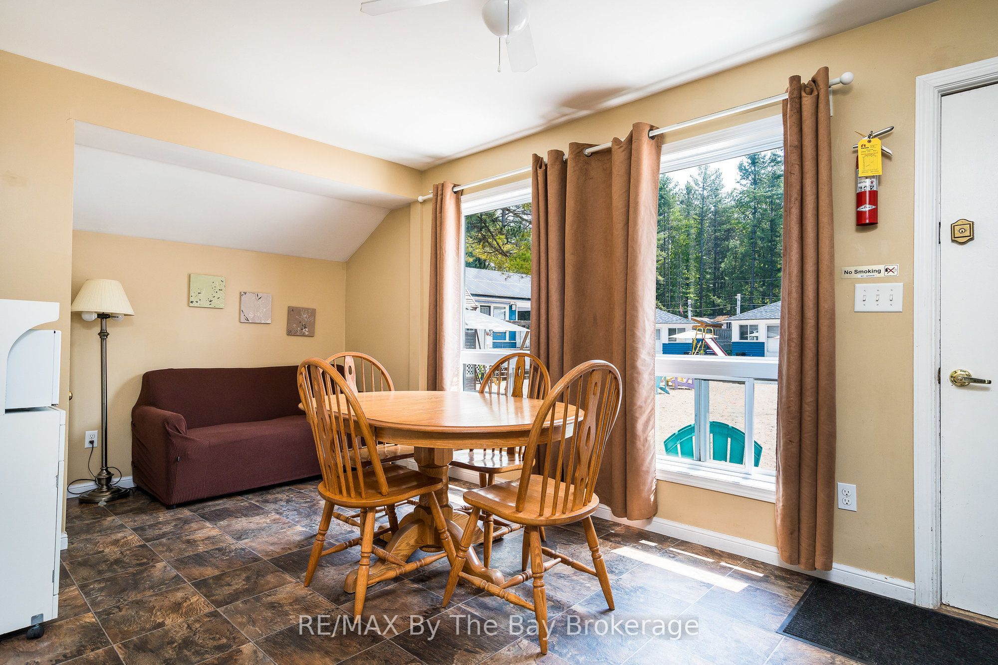 725 River Road Property Photo 23