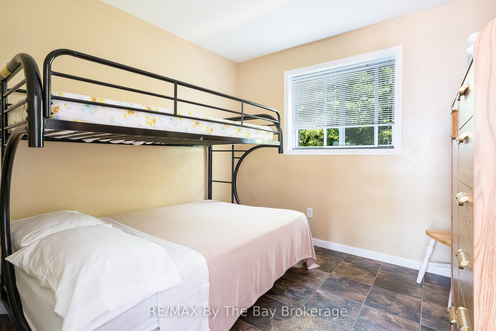 725 River Road Property Photo 26