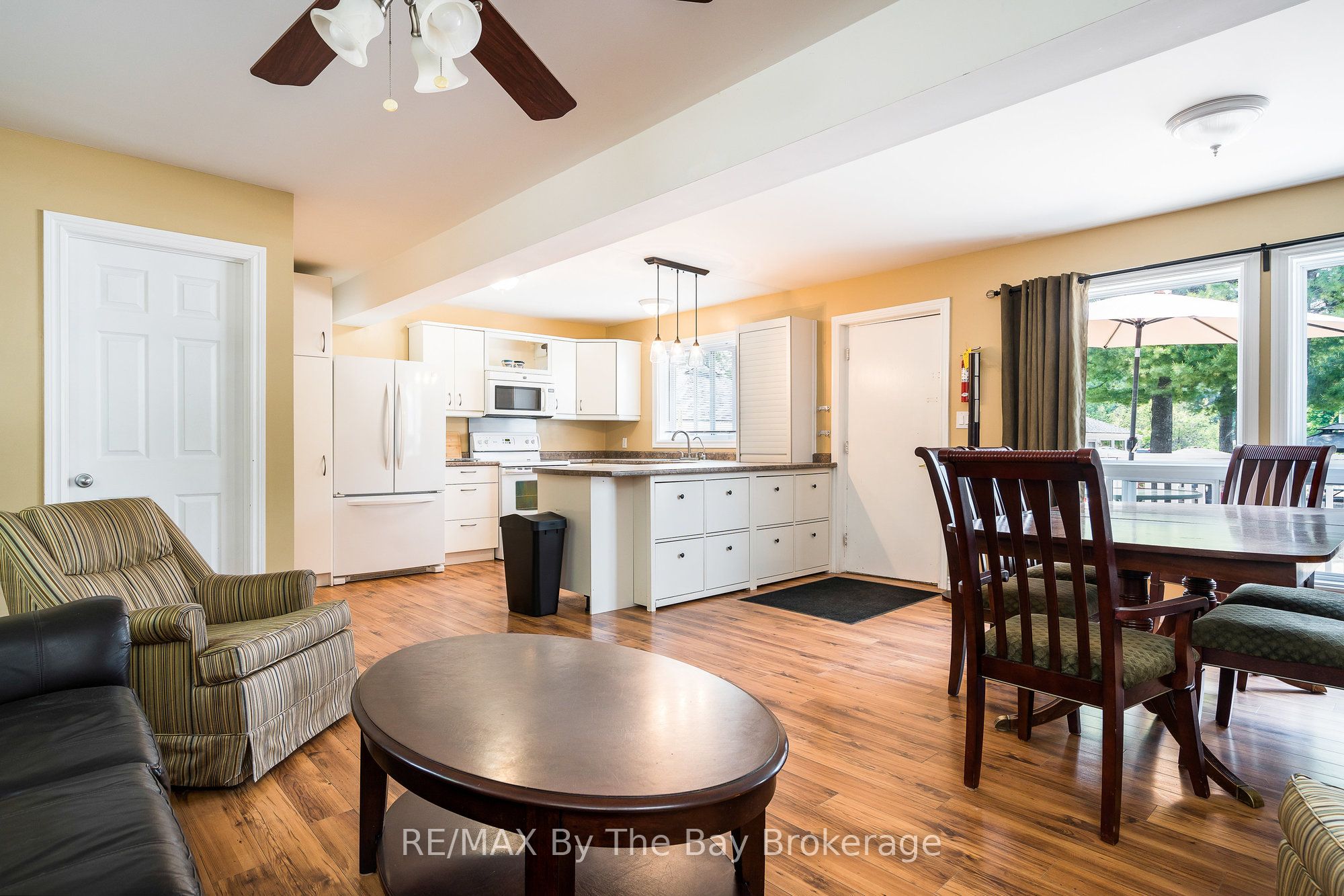 725 River Road Property Photo 28