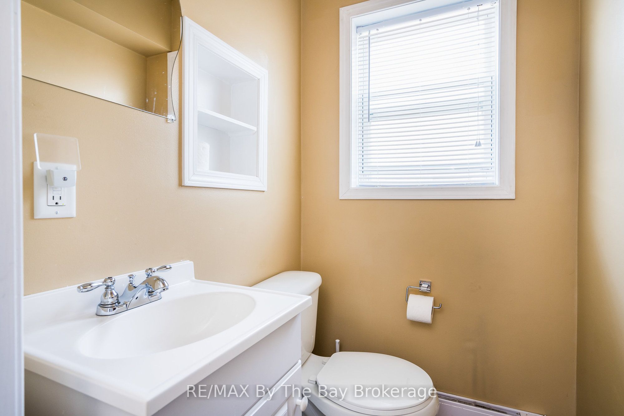 725 River Road Property Photo 32
