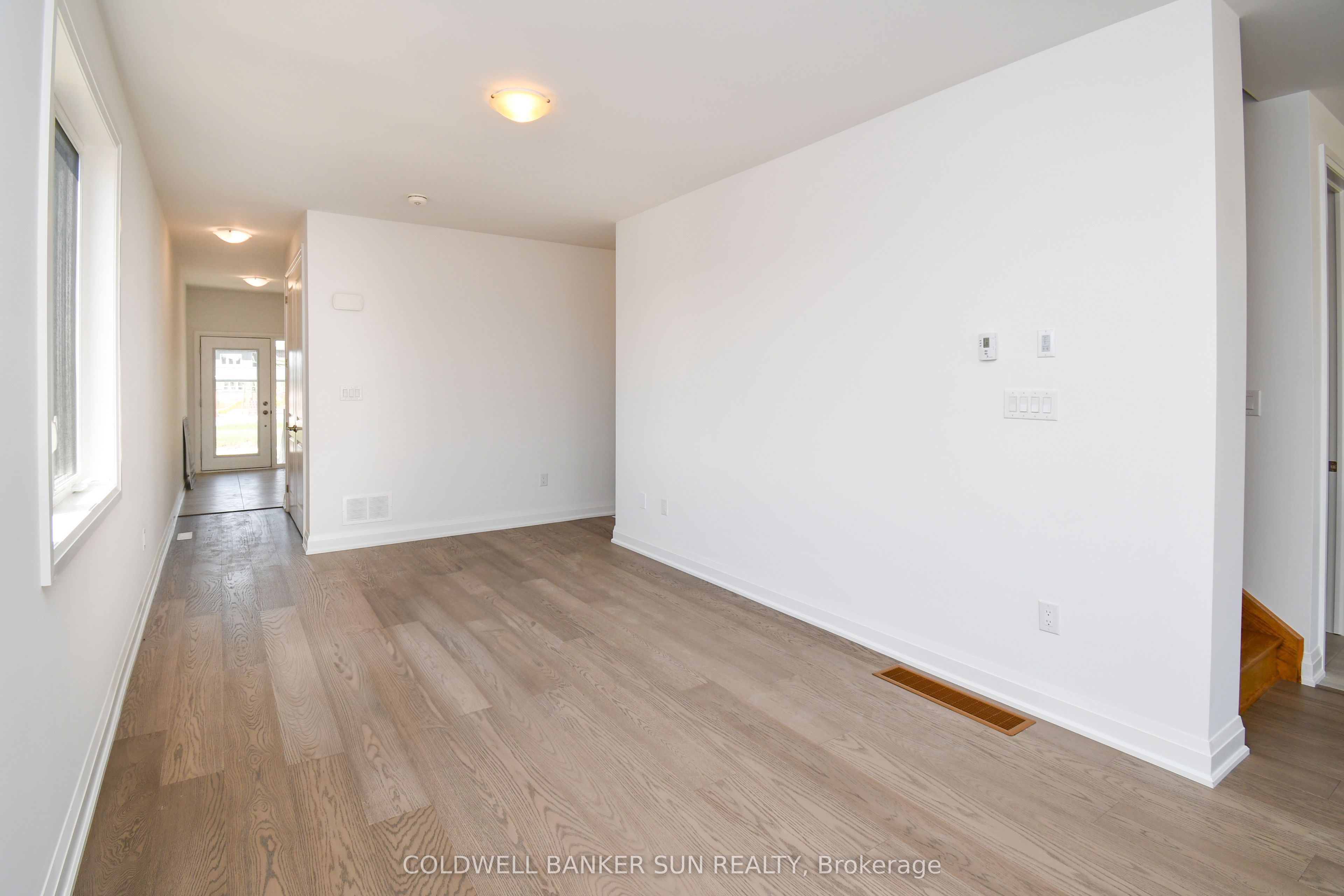 3 Gateway Drive Property Photo 14